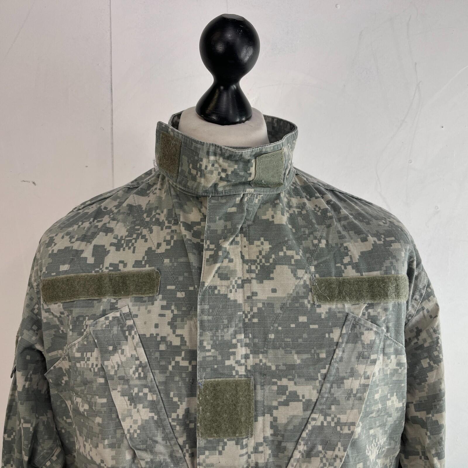 US Military Combat Jacket Mens size Medium Short Hot Weather Digital Camo