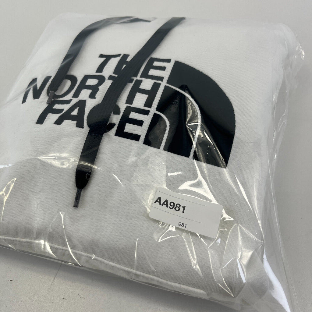 The North Face Men's White Pullover Hoodie size M Spellout Logo Outdoor