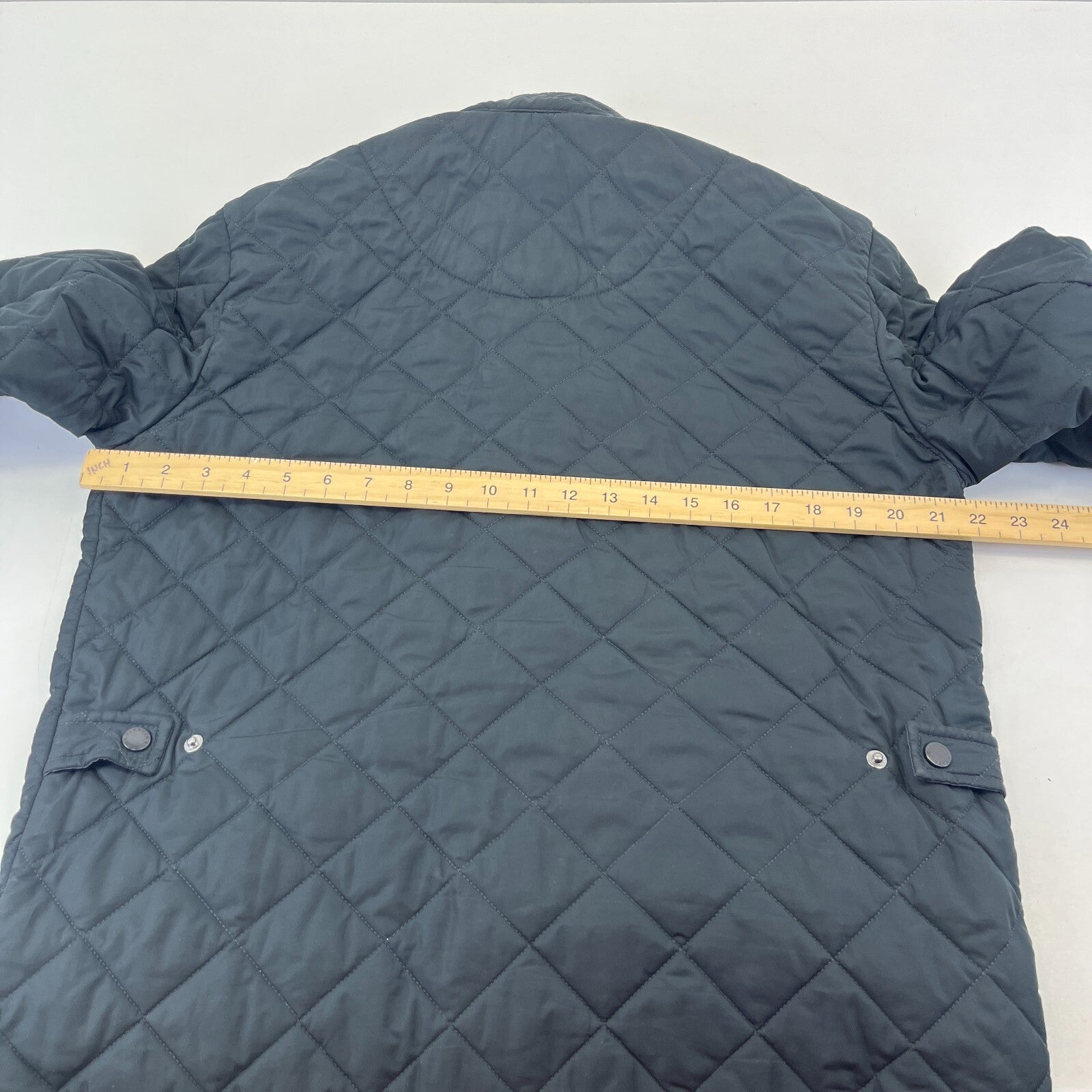 Barbour Chelsea Sportsquilt Jacket in Black Men's size Small