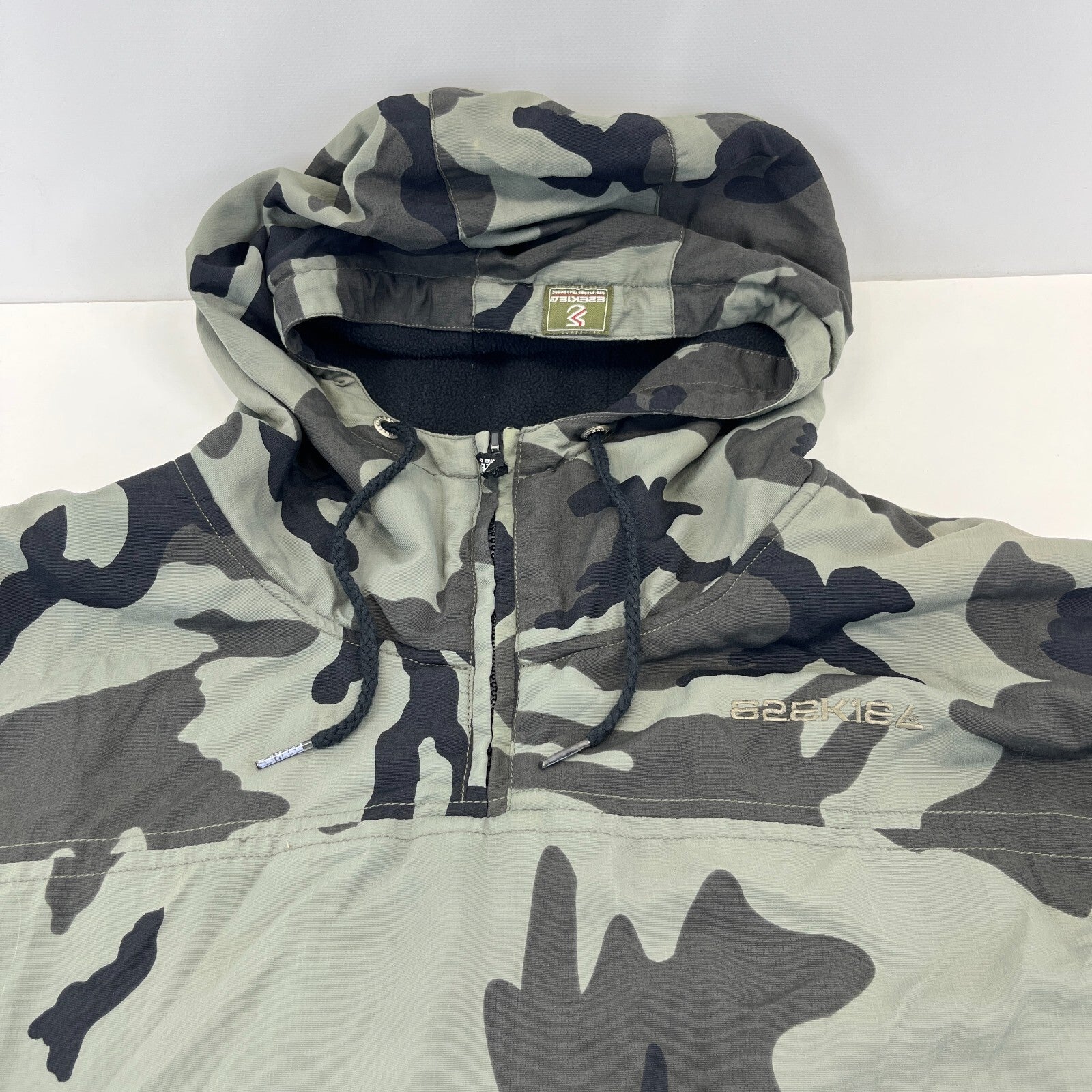 Ezekiel Grey Camo Pullover Jacket Skate Streetwear size L - E2EK1EL