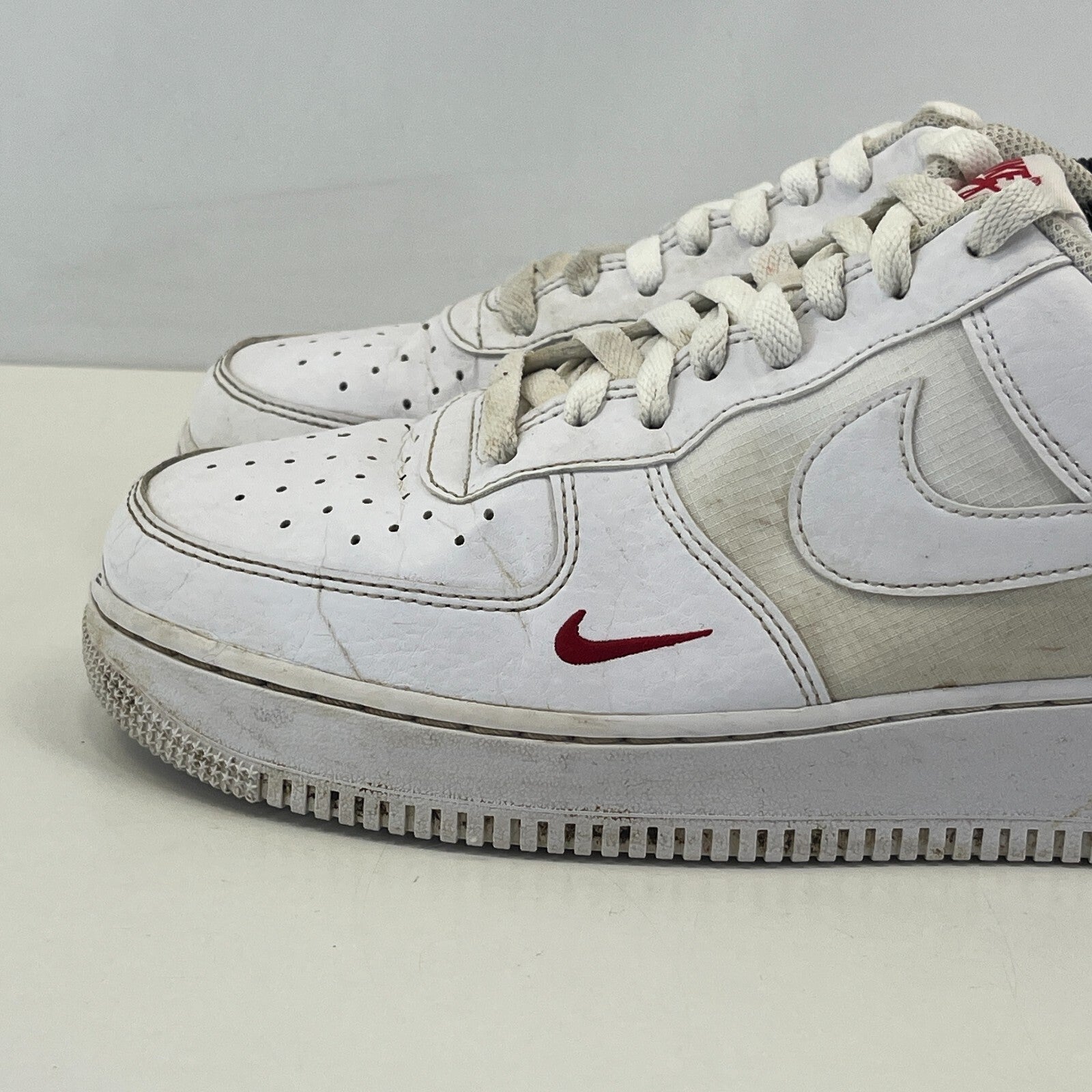 Nike Air Force 1 Low White Red AF1 size UK 9 EU 44