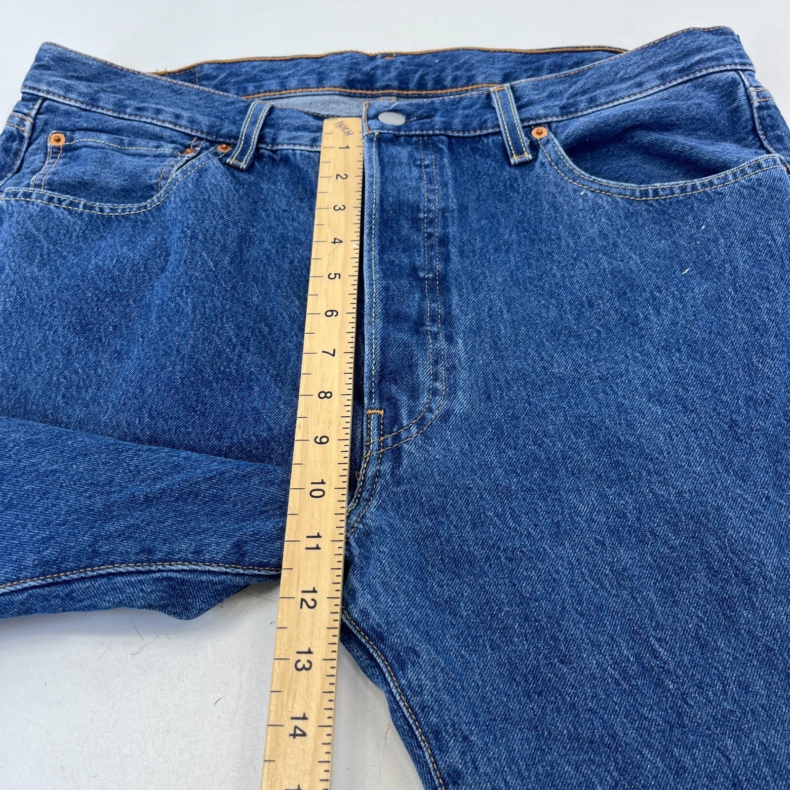 Authentic Men's Levi 501 Jeans - Straight Leg - Blue - W36" L32" - VGC