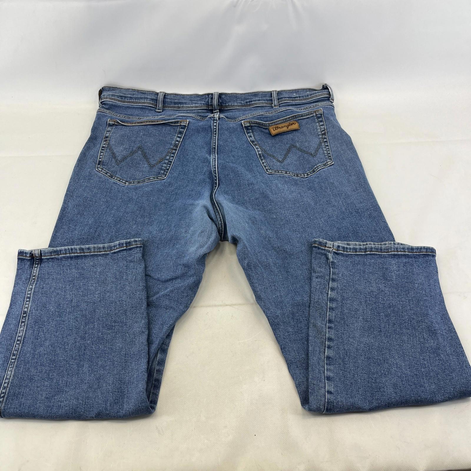 Wrangler Texas Straight Leg Jeans in Blue - Men's W50" L32"
