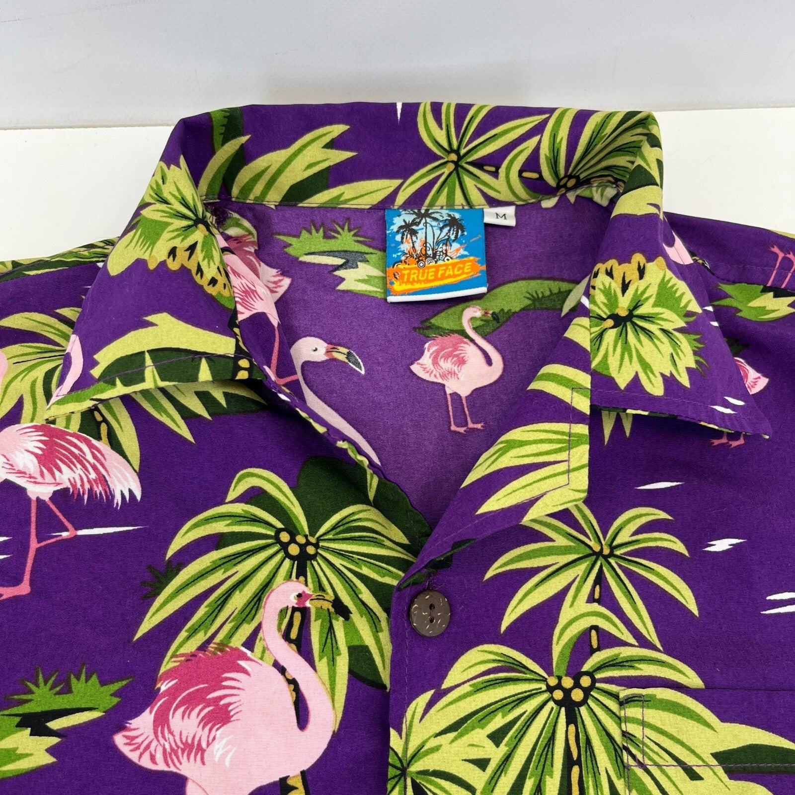 True Face Mens Purple Hawaiian Shirt Flamingo Design Short Sleeve Holiday size M