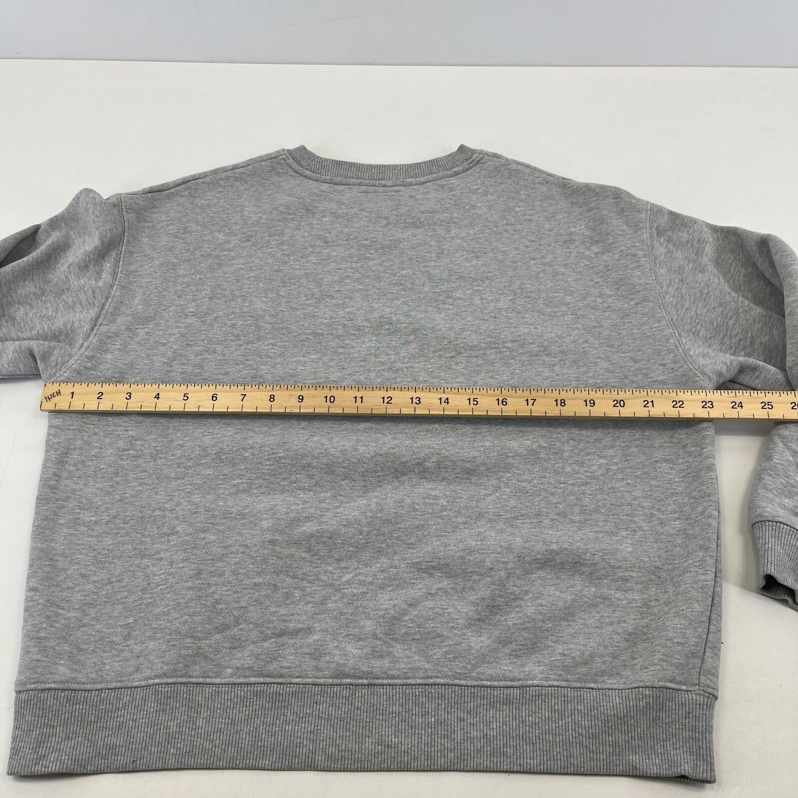 Tommy Jeans Men's Reverse Weave Sweatshirt in Grey Crew Neck size Medium