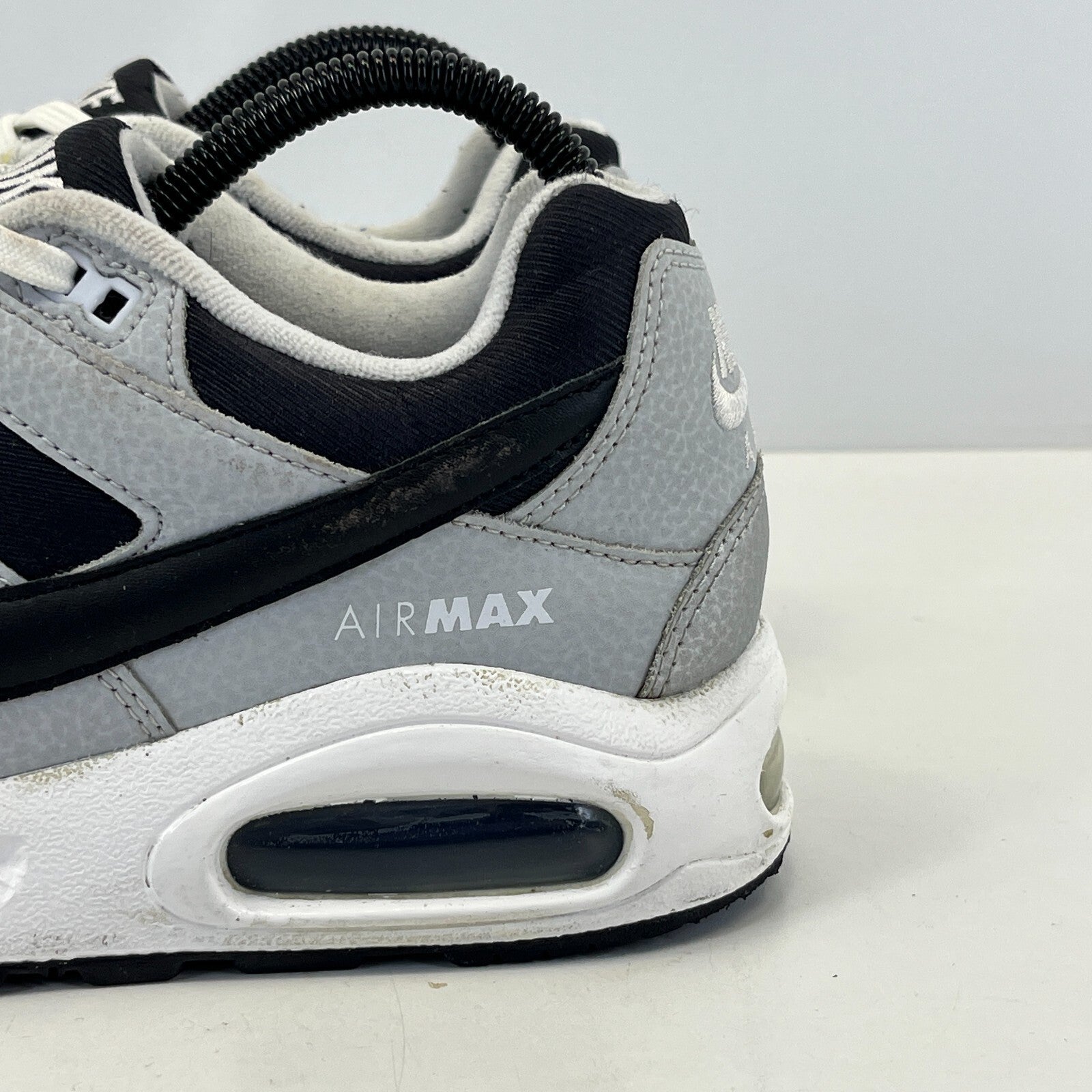 Nike Air Max Command Premium Women's Running Trainers size UK 6 - EU 40