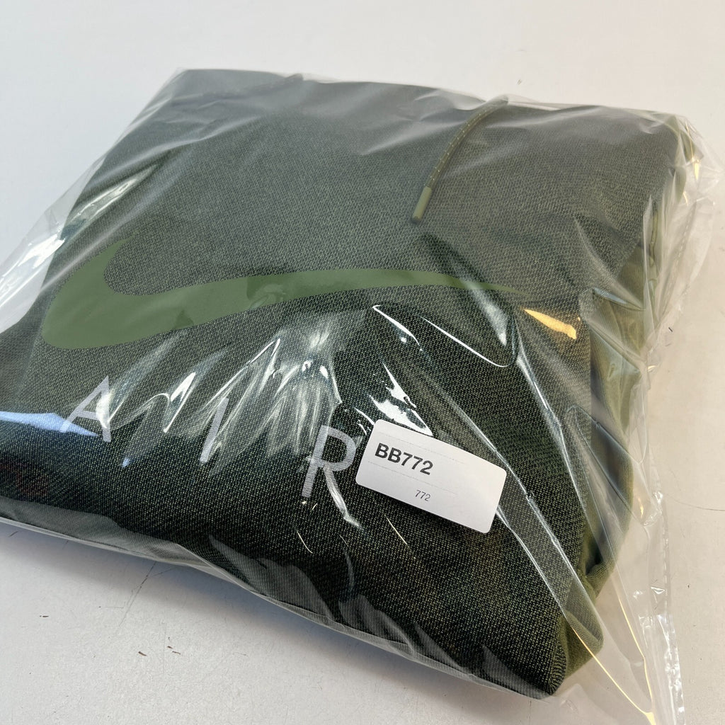 Nike Air Max Hoodie in Green Mens size Large with Kangaroo Pocket