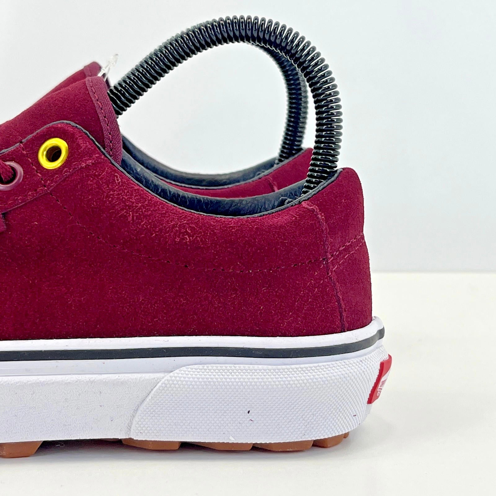 Vans Old Skool Maroon Suede Trainers Sneakers Shoes UK size 3 EU size 35 - New