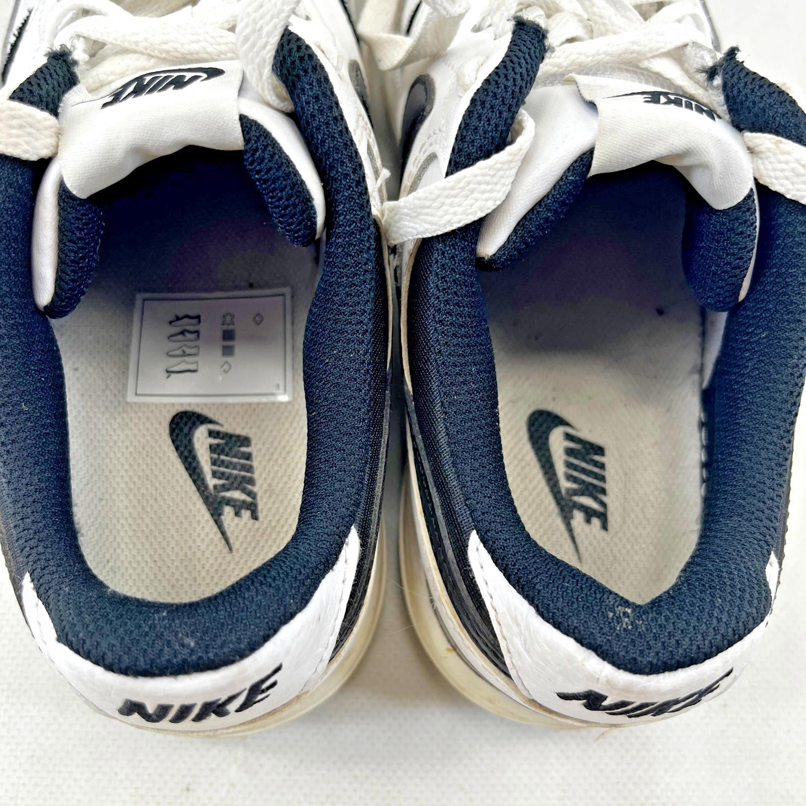 Nike Gamma Force Women’s Leather Trainers Shoes White/Black size UK 5.5 EU 39