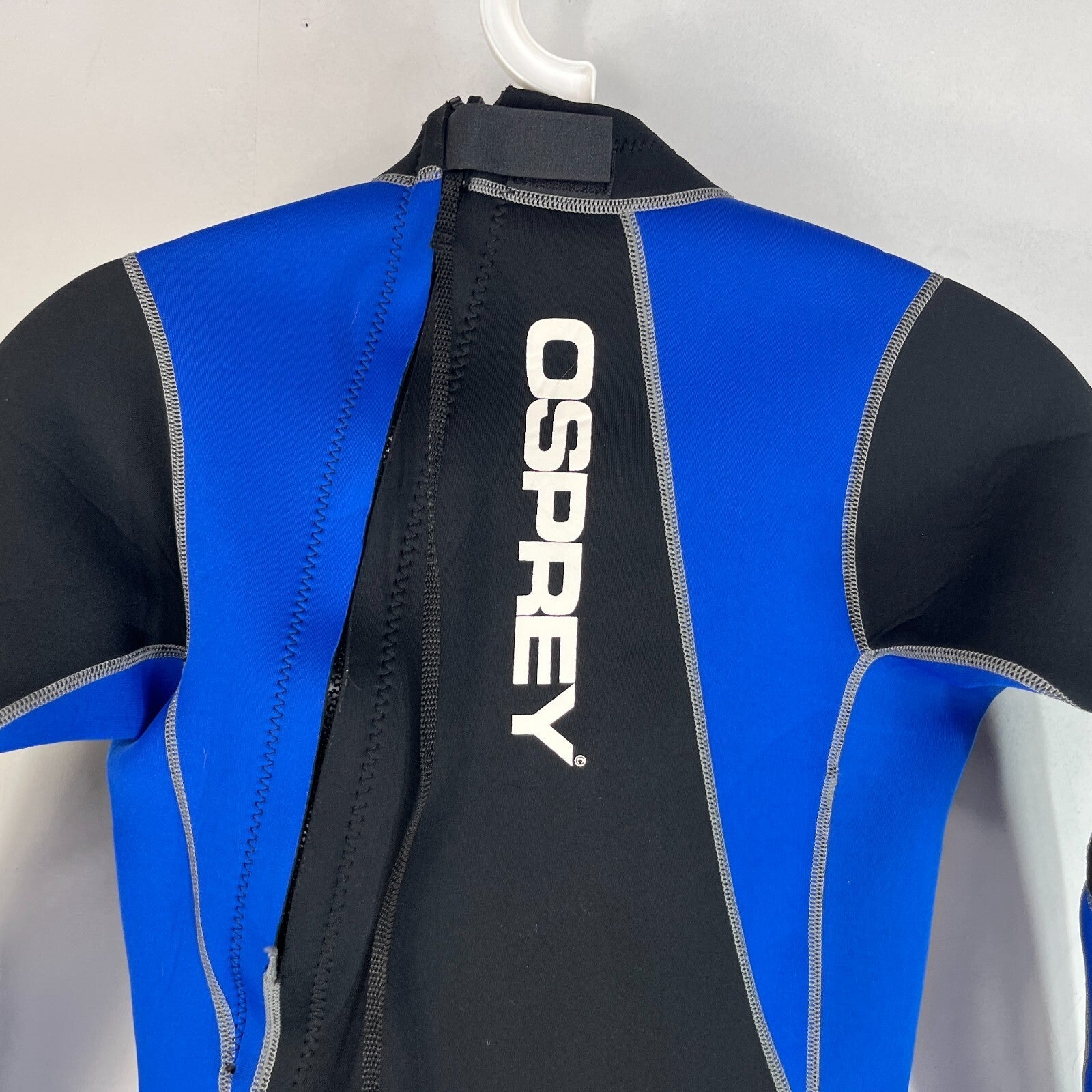 Osprey Women's Full Wetsuit size 34 Black & Blue - Mint Condition