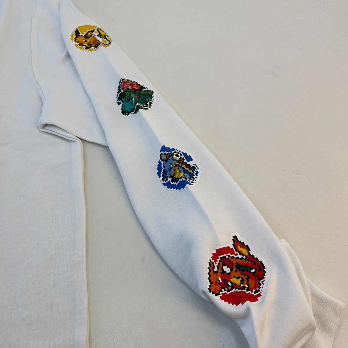Criminal Damage Limited Edition Pokemon Sweatshirt White size Small - New