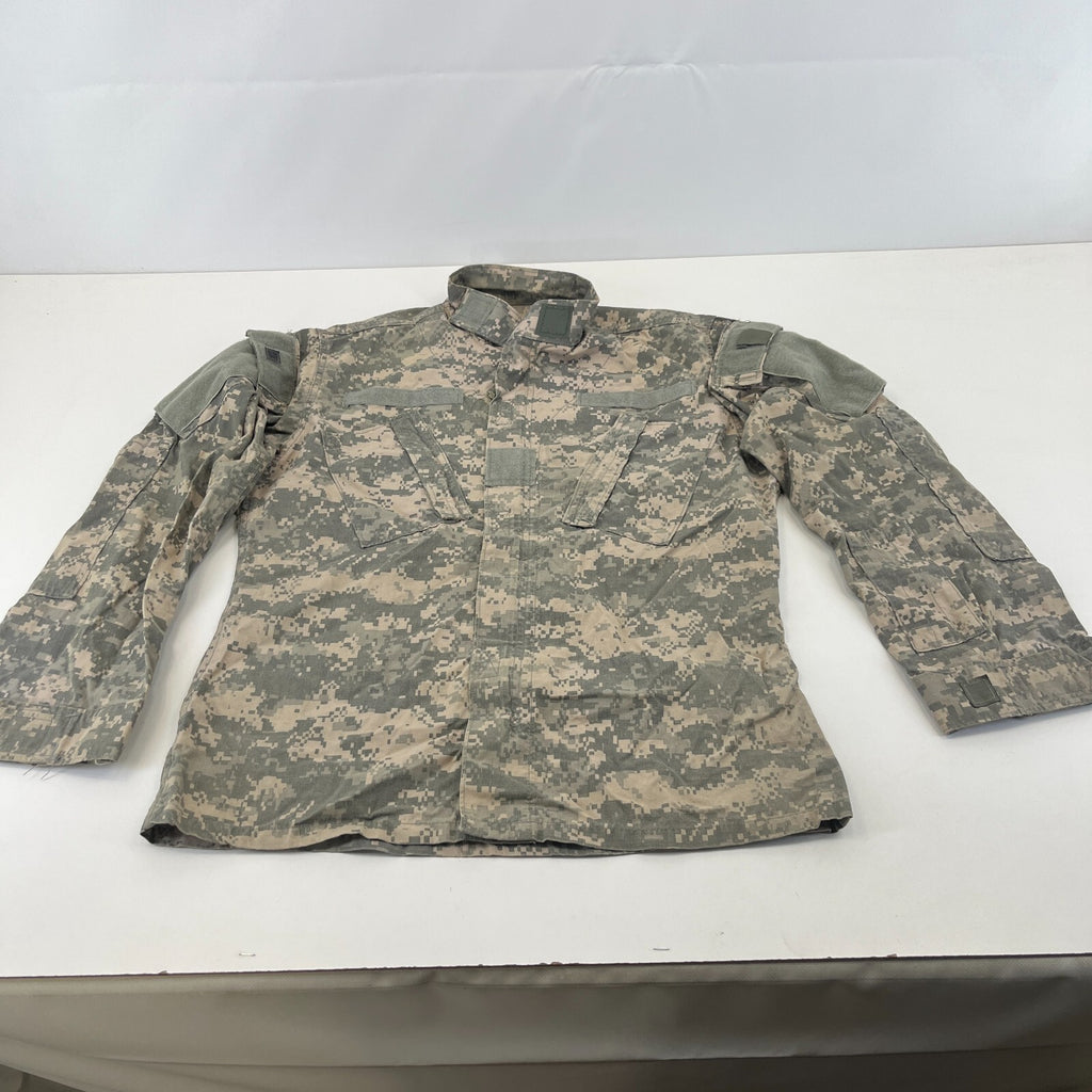 US Army Surplus Issue Digital Jacket Camo Combat Uniform size Small-Regular