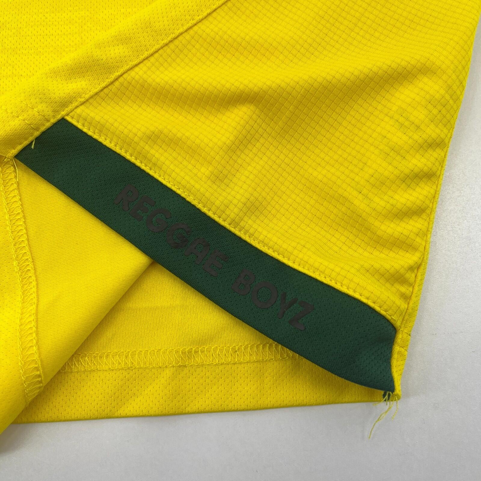 Jamaica Football Shirt size M Yellow Green Home 2021-2022 Mens Soccer Umbro