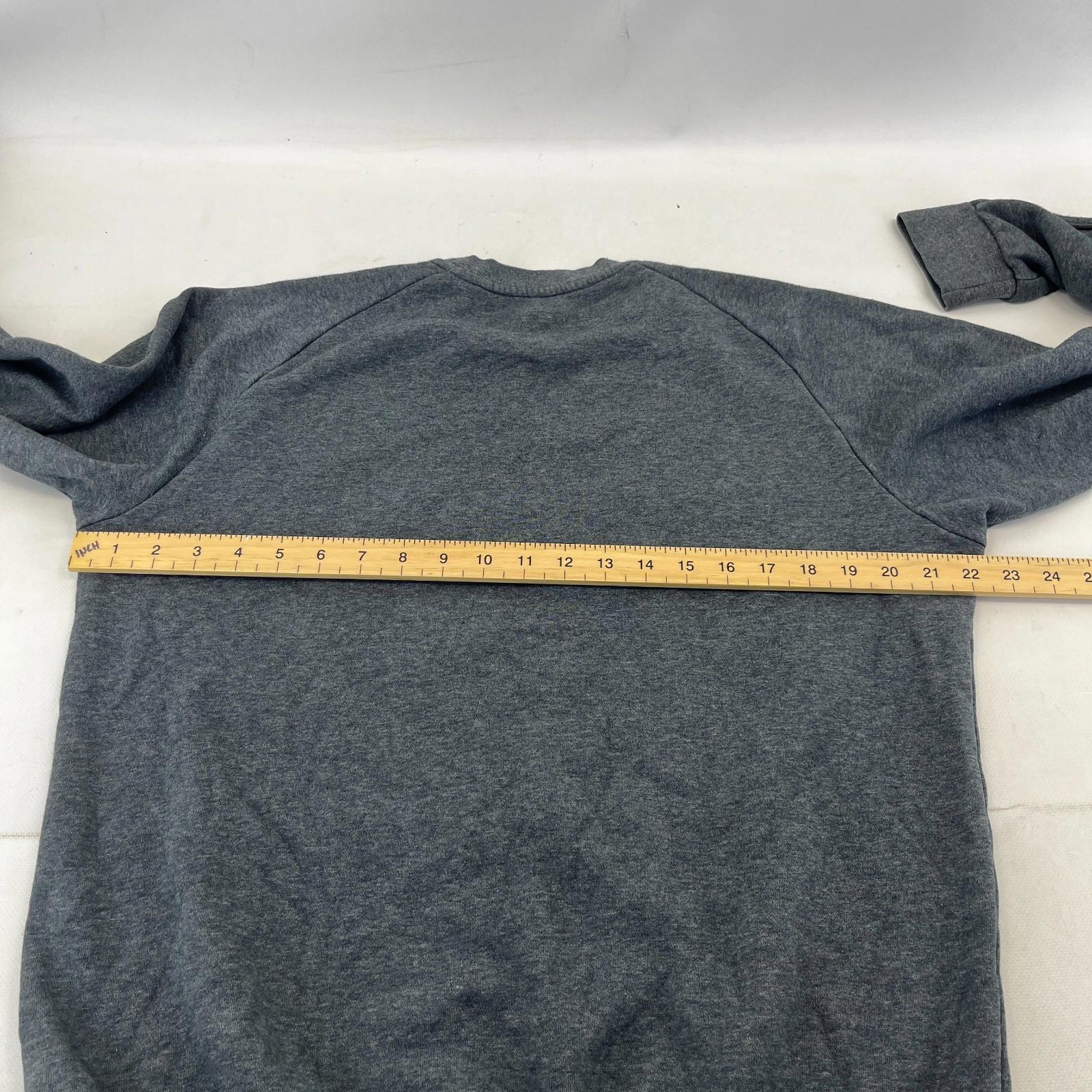 Adidas Round Neck Sweatshirt in Grey Men's size Medium