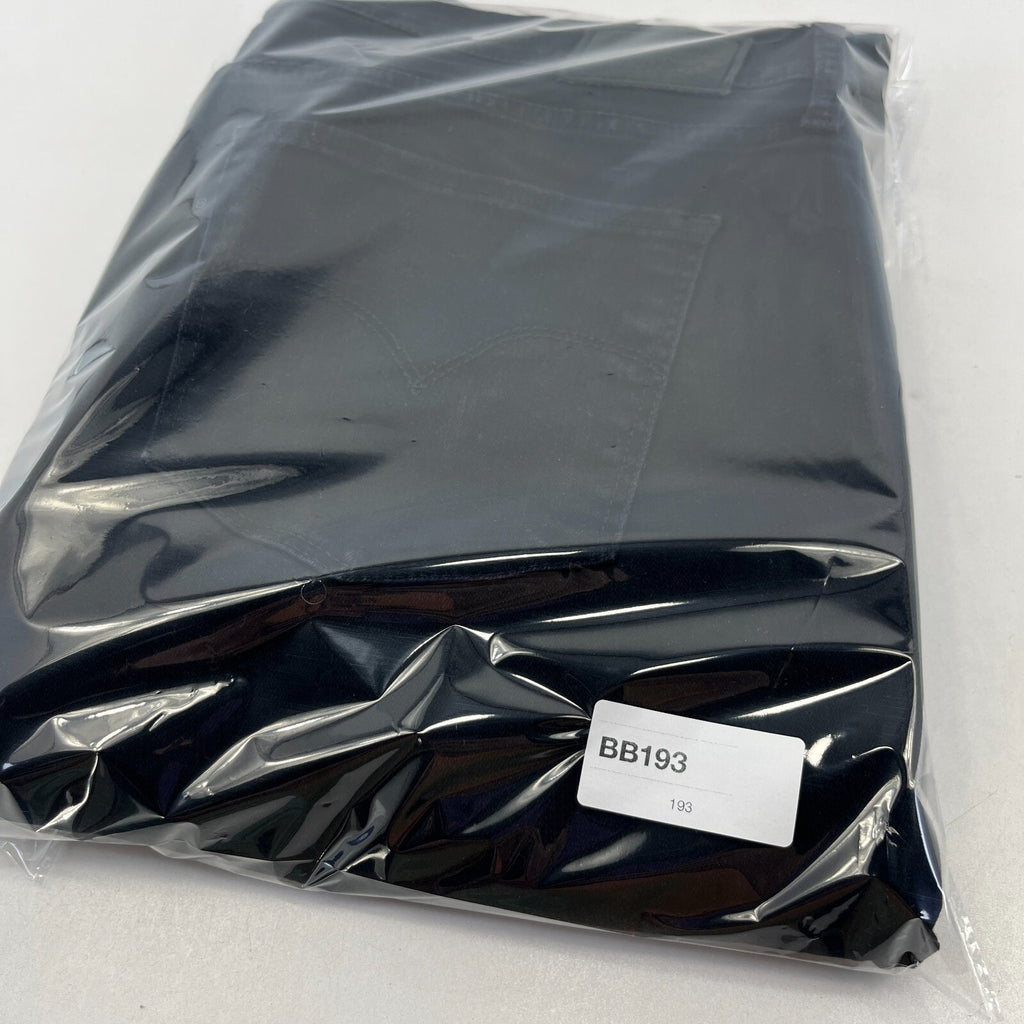 Levi’s 724 High Rise Straight Jeans in Black W34 L32