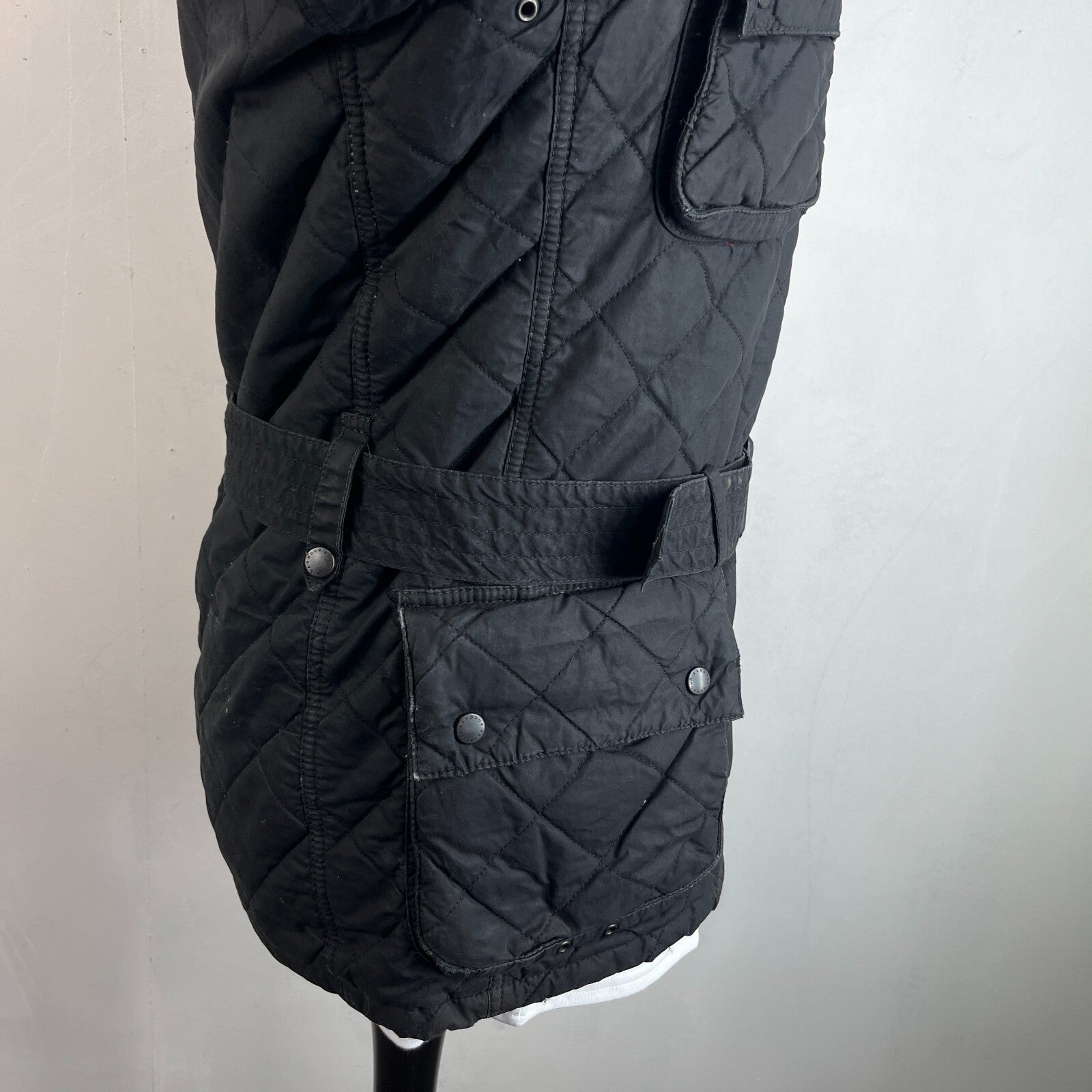 Barbour International Quilted Waxed Cotton Jacket Black with Belt Band Collar S