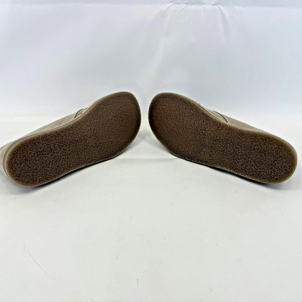 Delicious Junction Crowley Suede Desert Boots in Beige size UK 9 EU 43