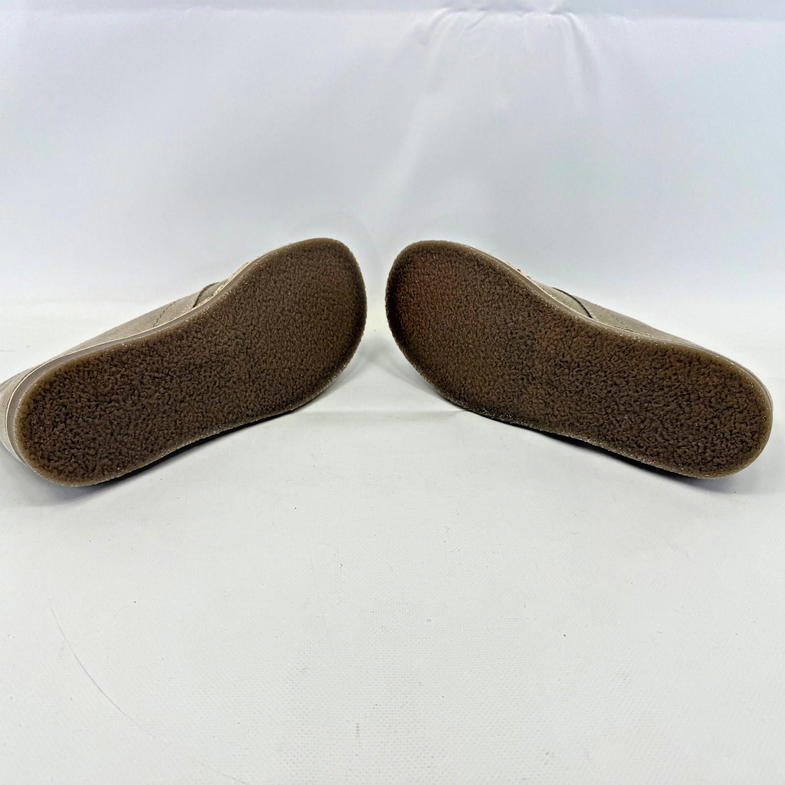 Delicious Junction Crowley Suede Desert Boots in Beige size UK 9 EU 43