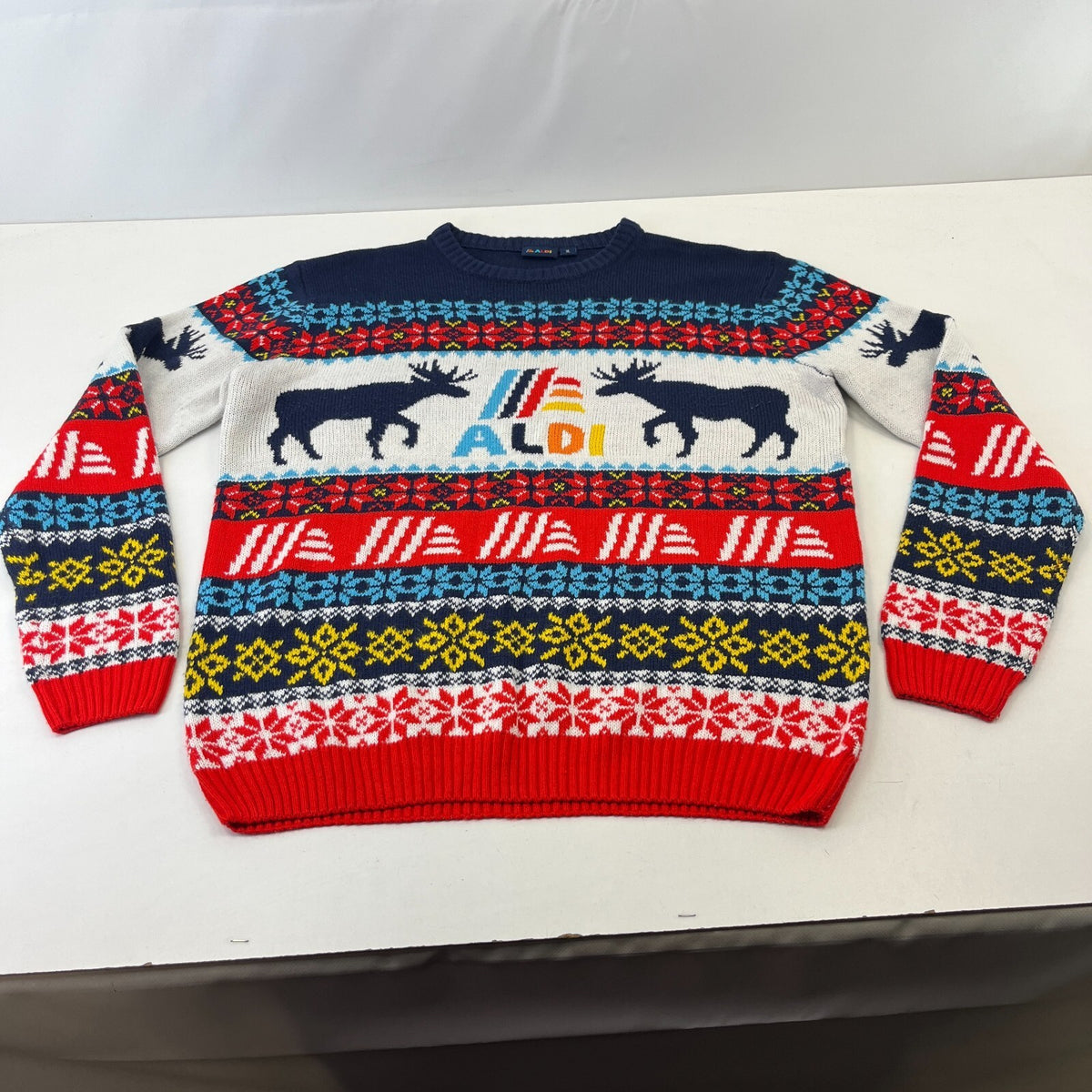 Vintage Aldi Christmas Jumper size XL Unisex - Blue/Red