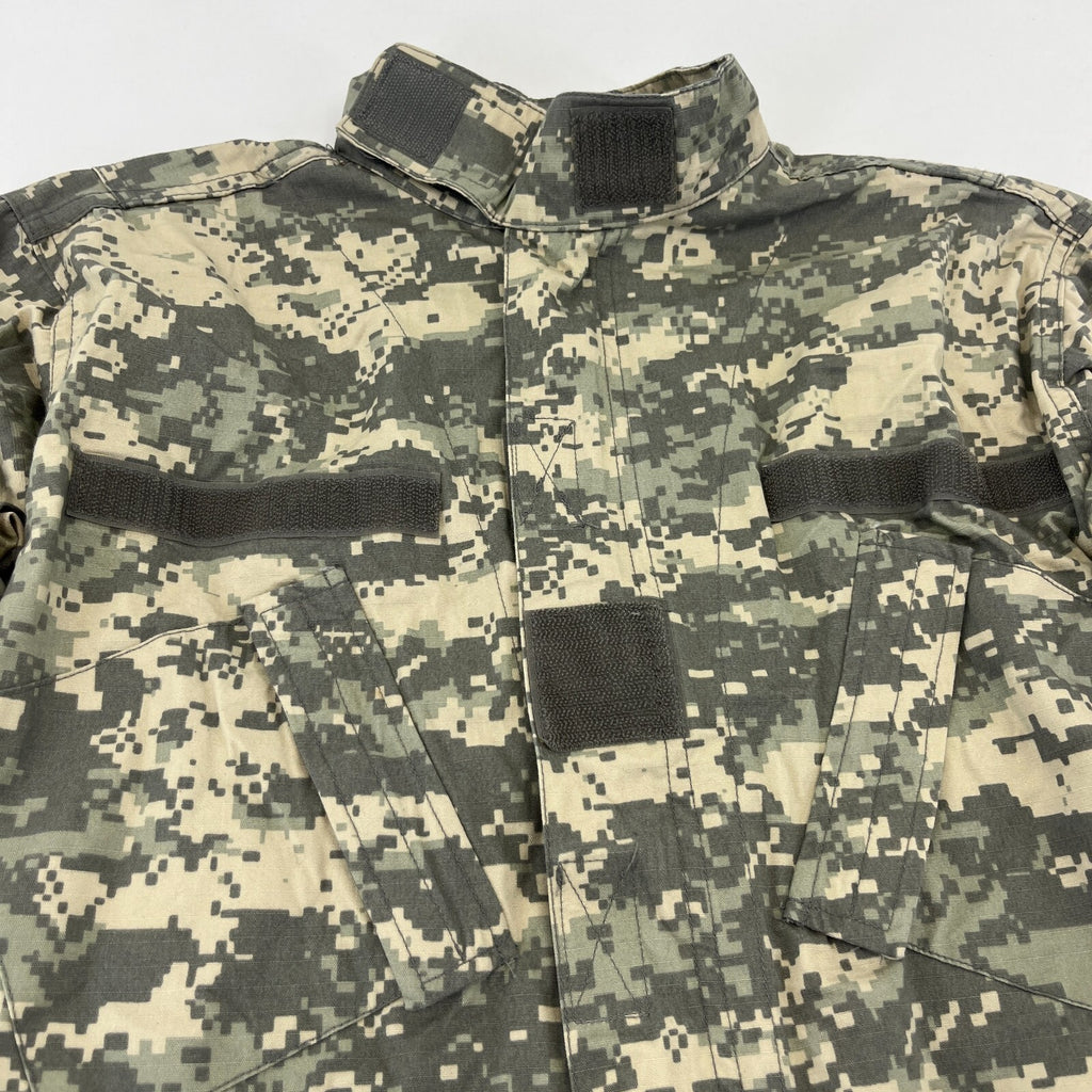 US Army Issue Digital Jacket Camo Combat Uniform Surplus US size Small-Regular