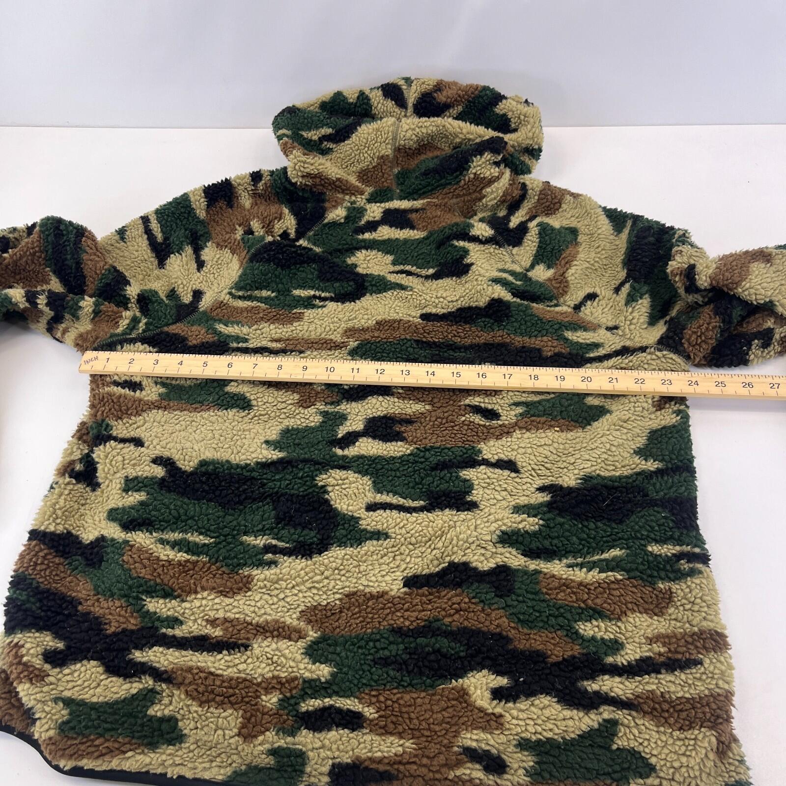 Vintage Y2K Urban Pipeline Camo Fleece Jacket with Hood size XL