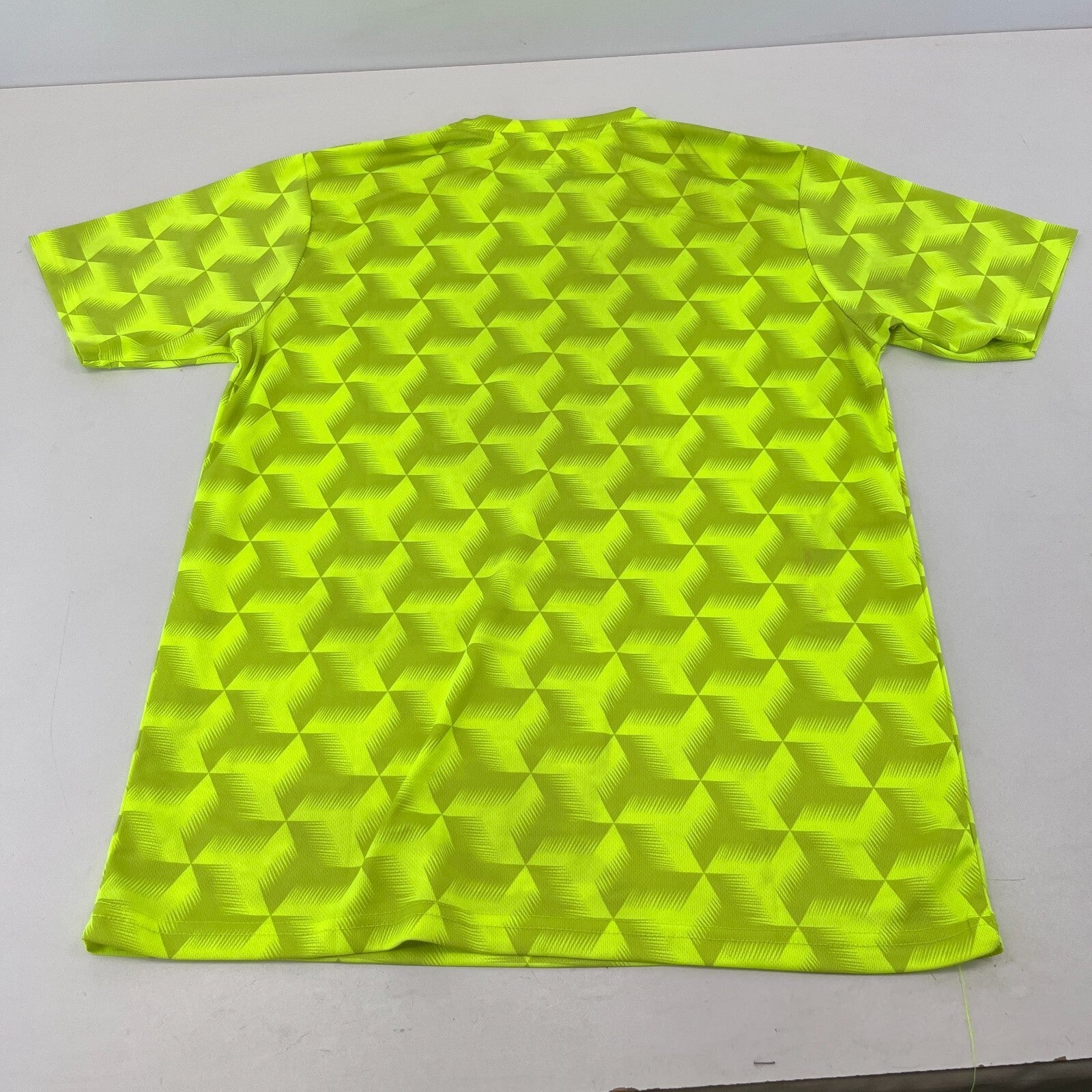 Under Armour Men's T-Shirt Fluorescent Green size Small - Logo Gym Wear