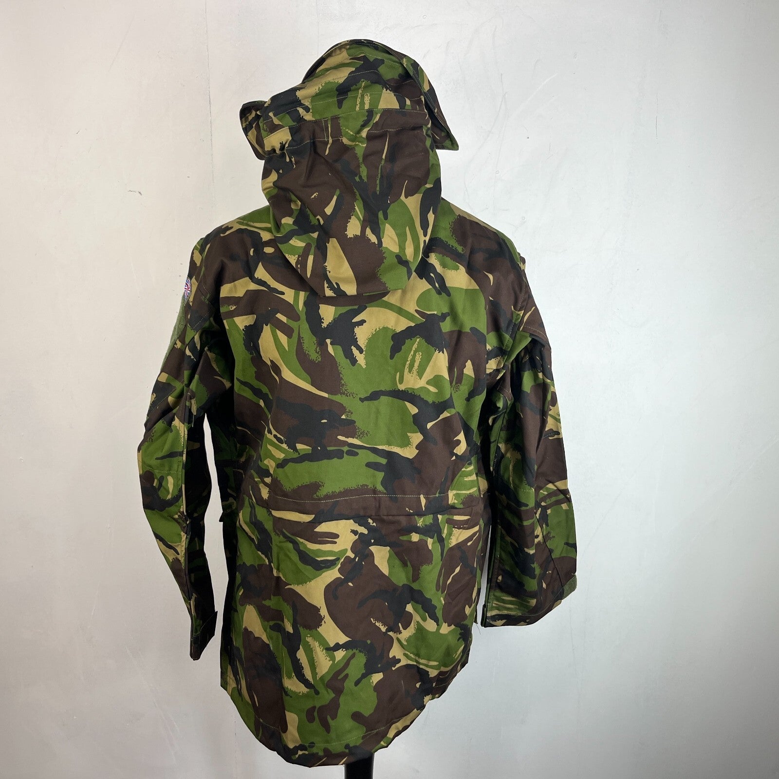 Windproof Combat Smock DPM Woodland Camo size 160/96 RM SF Issue Fishing