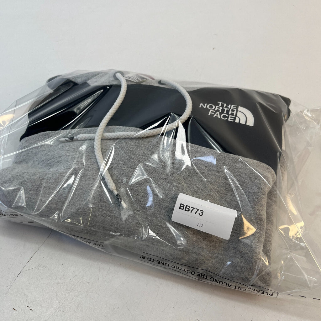 The North Face Women’s Cropped Hoodie in Grey & Black size Small