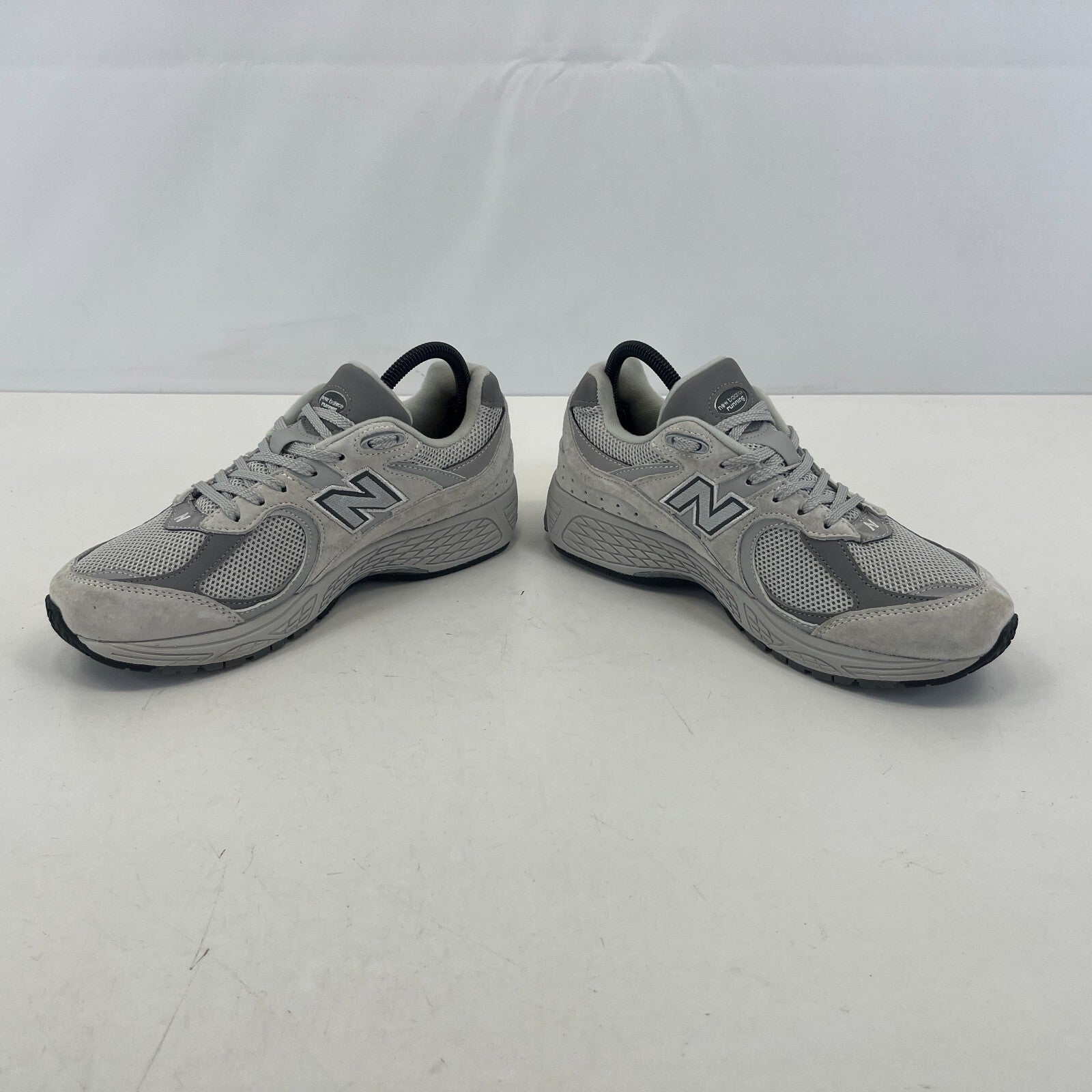 New Balance 2002R Trainers Grey Suede Leather & Mesh size UK 6.5 EU 40