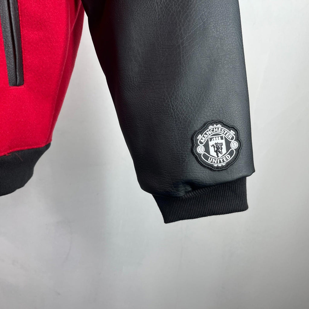 Manchester United Authentic Adidas XL VRCT Varsity Jacket size XL - BNWT