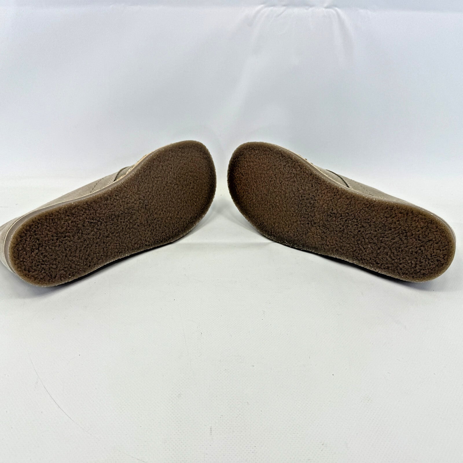 Delicious Junction Crowley Suede Desert Boots in Beige size UK 9 EU 43