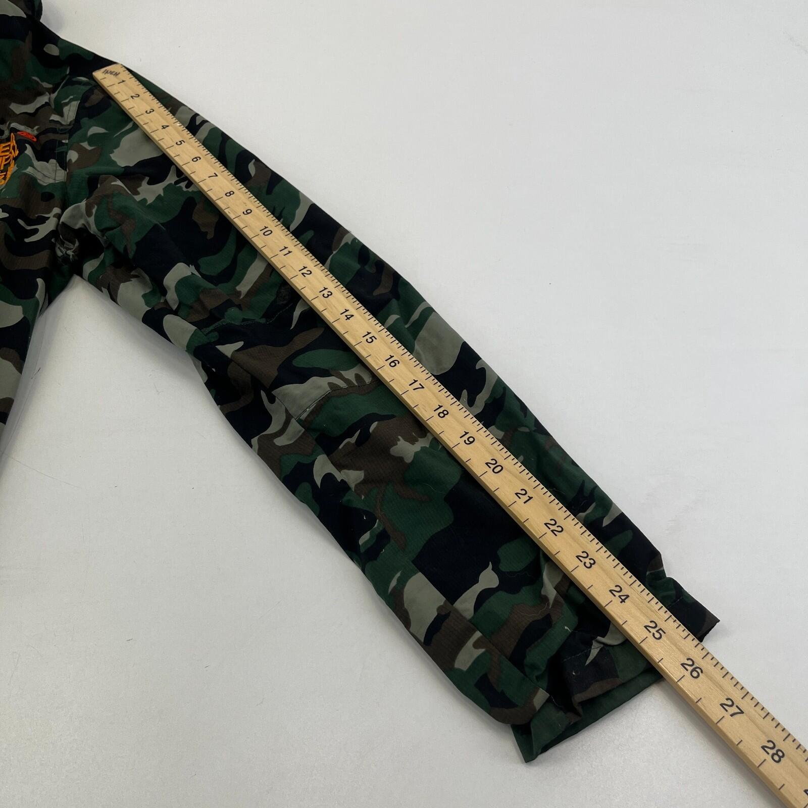 Super Dry Professional The Windhiker size Large Camo Green Light Jacket Coat
