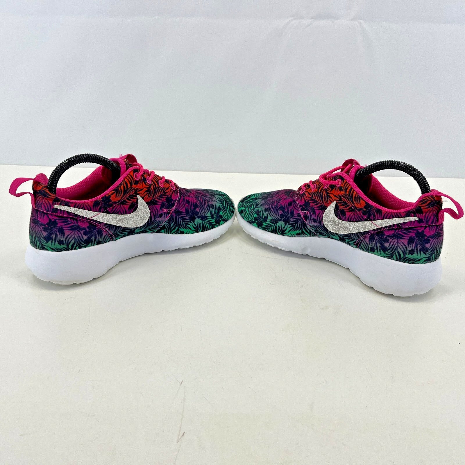 Nike Roshe Run Flyknit Trainers Pink & Green Floral size UK 4.5  EU 37.5