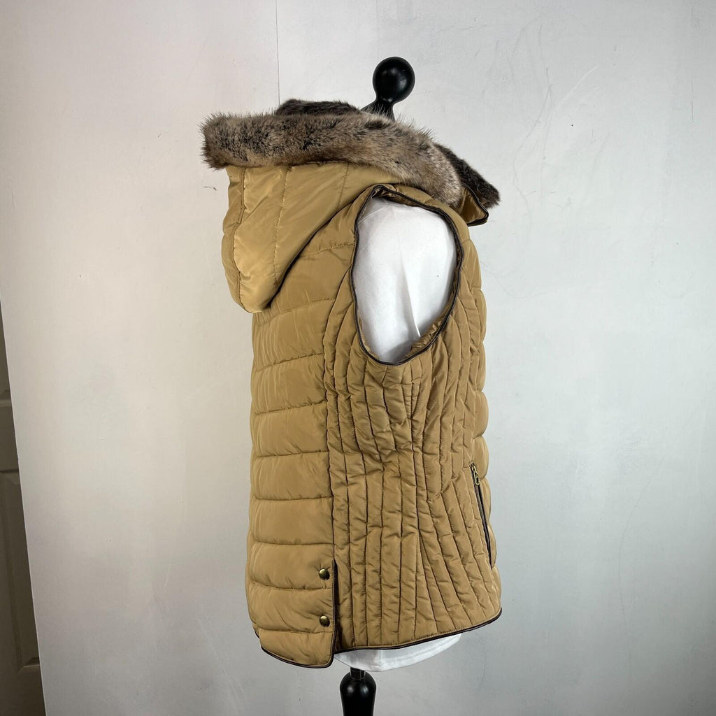 Joules Warm Welcome Collection Quilted Gilet with Faux Fur Collar Brown size 20