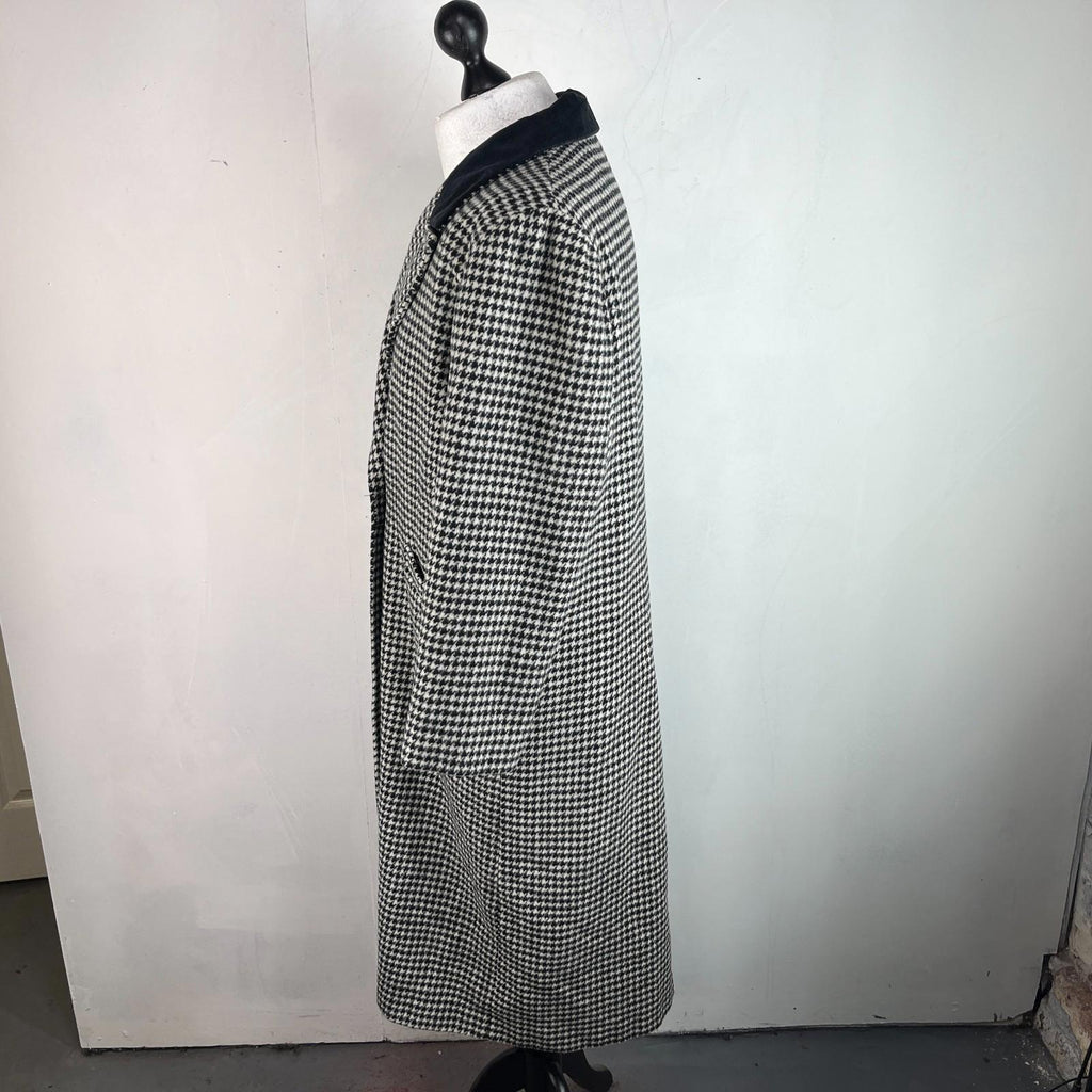 Vtg Kashmoor of London Wool Blend Long Overcoat UK 16 Black/White Houndstooth