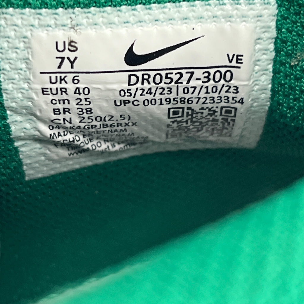 Nike GS Dunk High Celtics Green & White size UK 6 EU 40