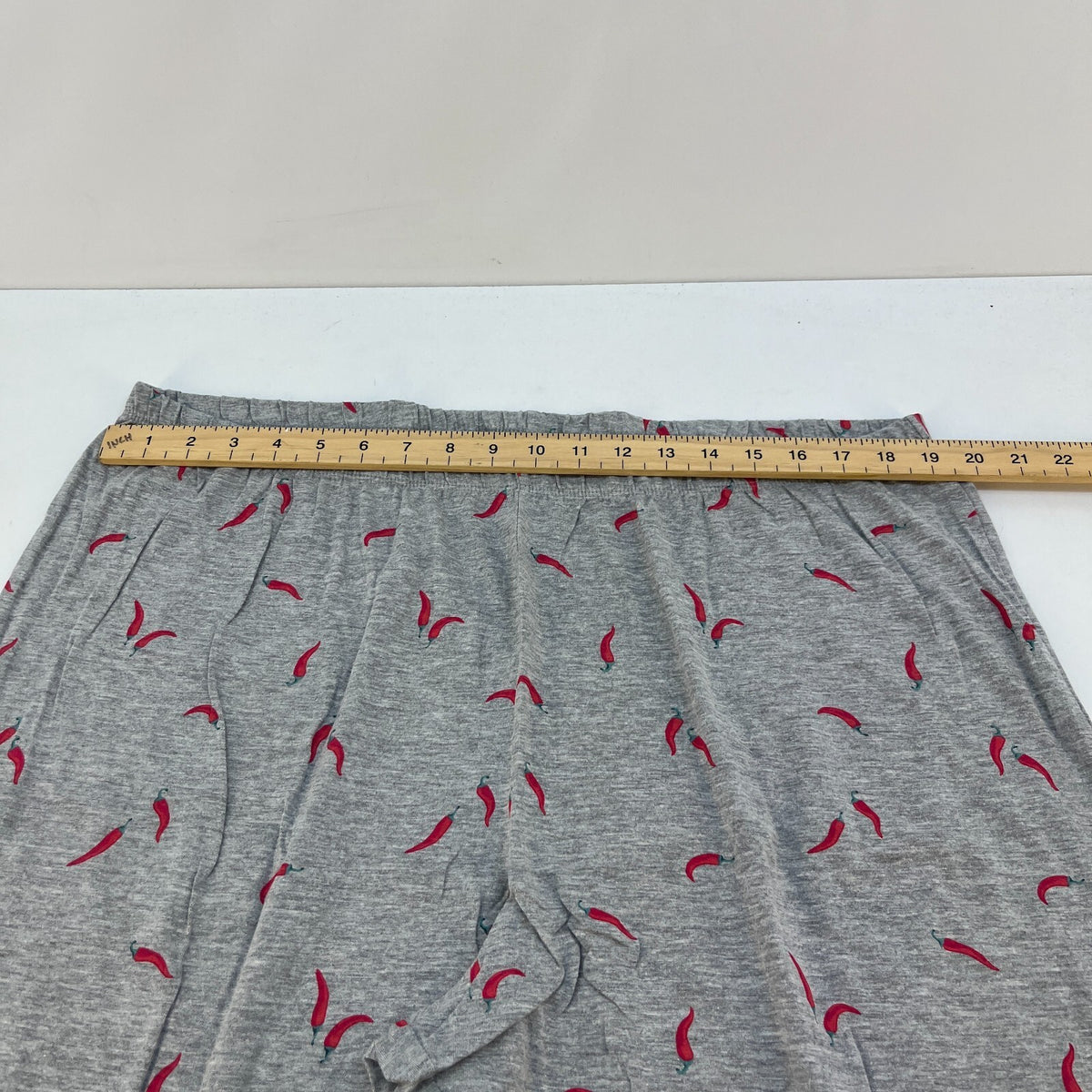 M&S Ladies Pyjama Set UK XL 20-22 Grey with Chillies Long Leg Short Sleeve New