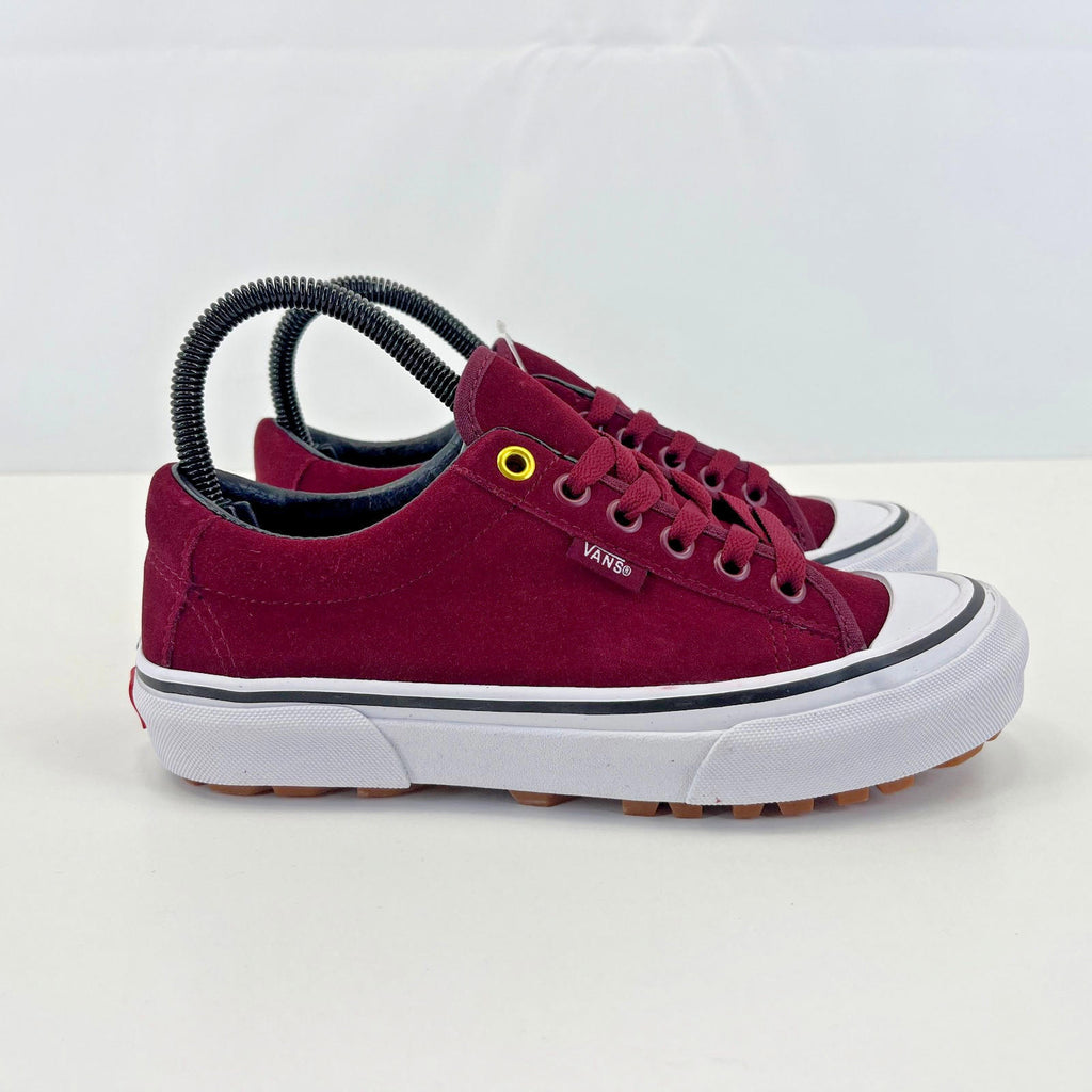 Vans Old Skool Maroon Suede Trainers Sneakers Shoes UK size 3 EU size 35 - New