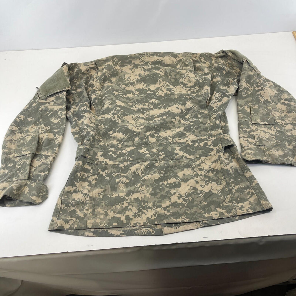 USAF Aircrew Surplus Issue Digital Jacket Camo Combat Uniform size Medium-Reg