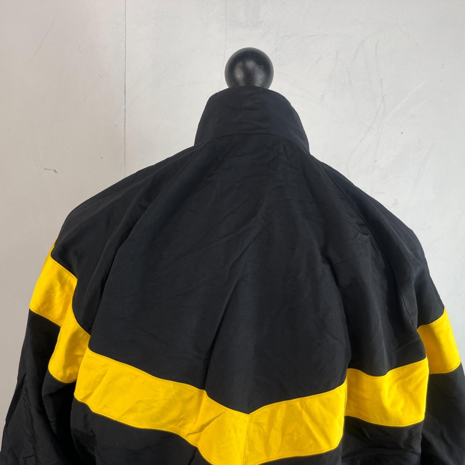 US Army Bomber Jacket in Black & Yellow Windbreaker US size Medium-Short