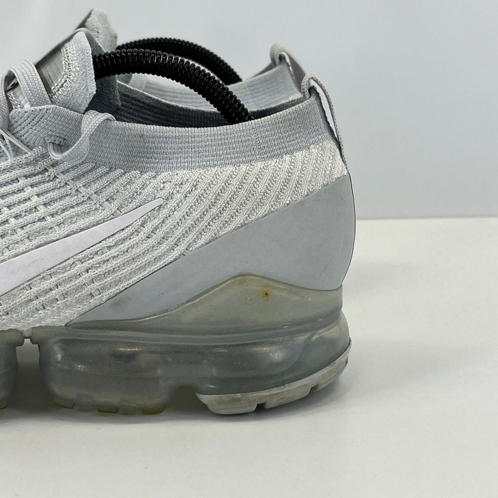 Nike Air Vapormax Flyknit 3 Platinum Light Grey 2019 size U.K 9.5