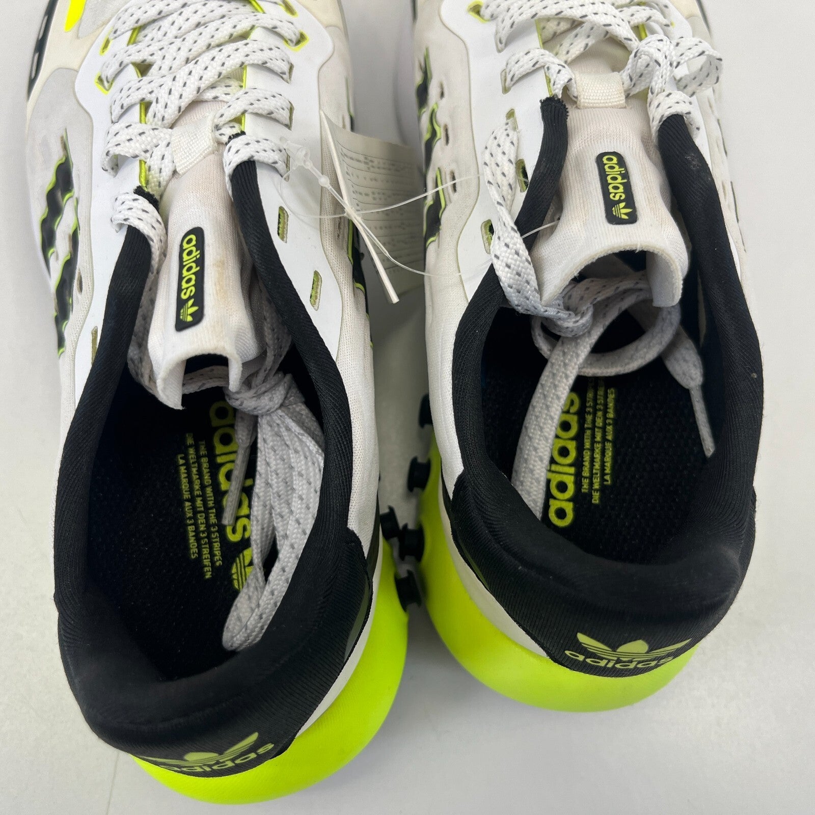 Adidas LA Trainer III S Trainers UK Junior size 5.5 FY7216 White/Black/Fluo