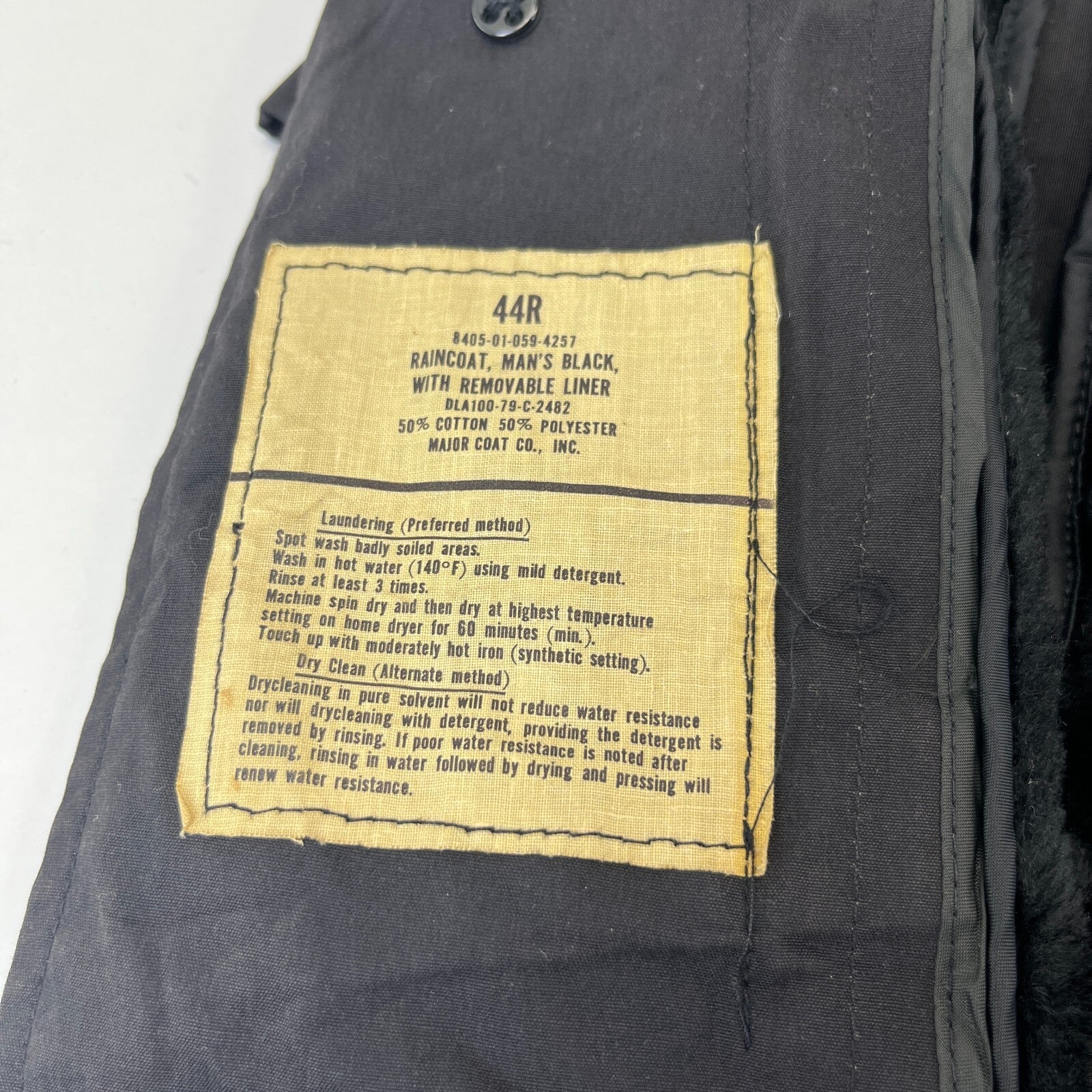 Genuine US Navy Black Trench Coat with Removable Liner size 44R Formal Military
