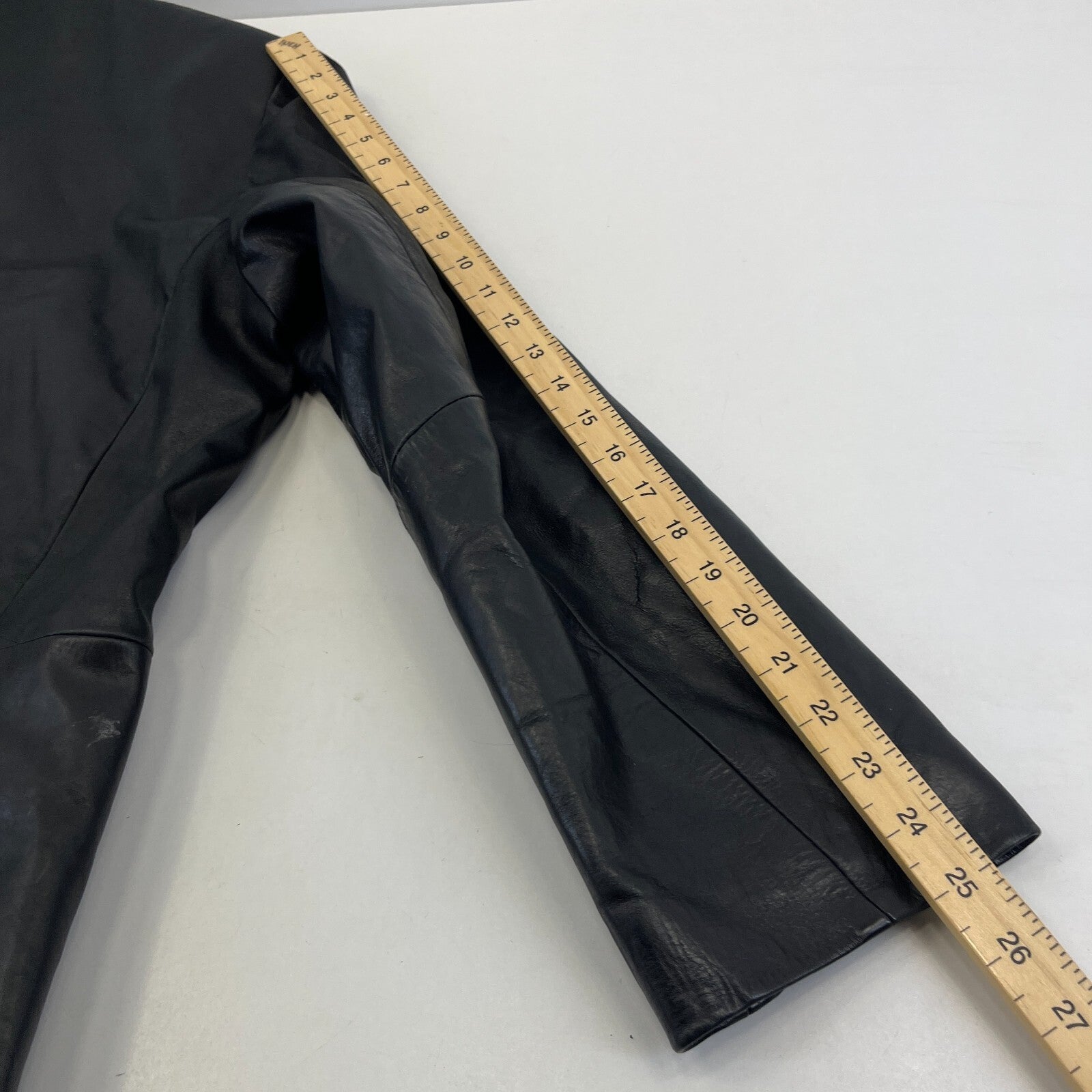 hElium Men's Leather Overcoat Jacket Black size L Vintage Insulated Casual Coat