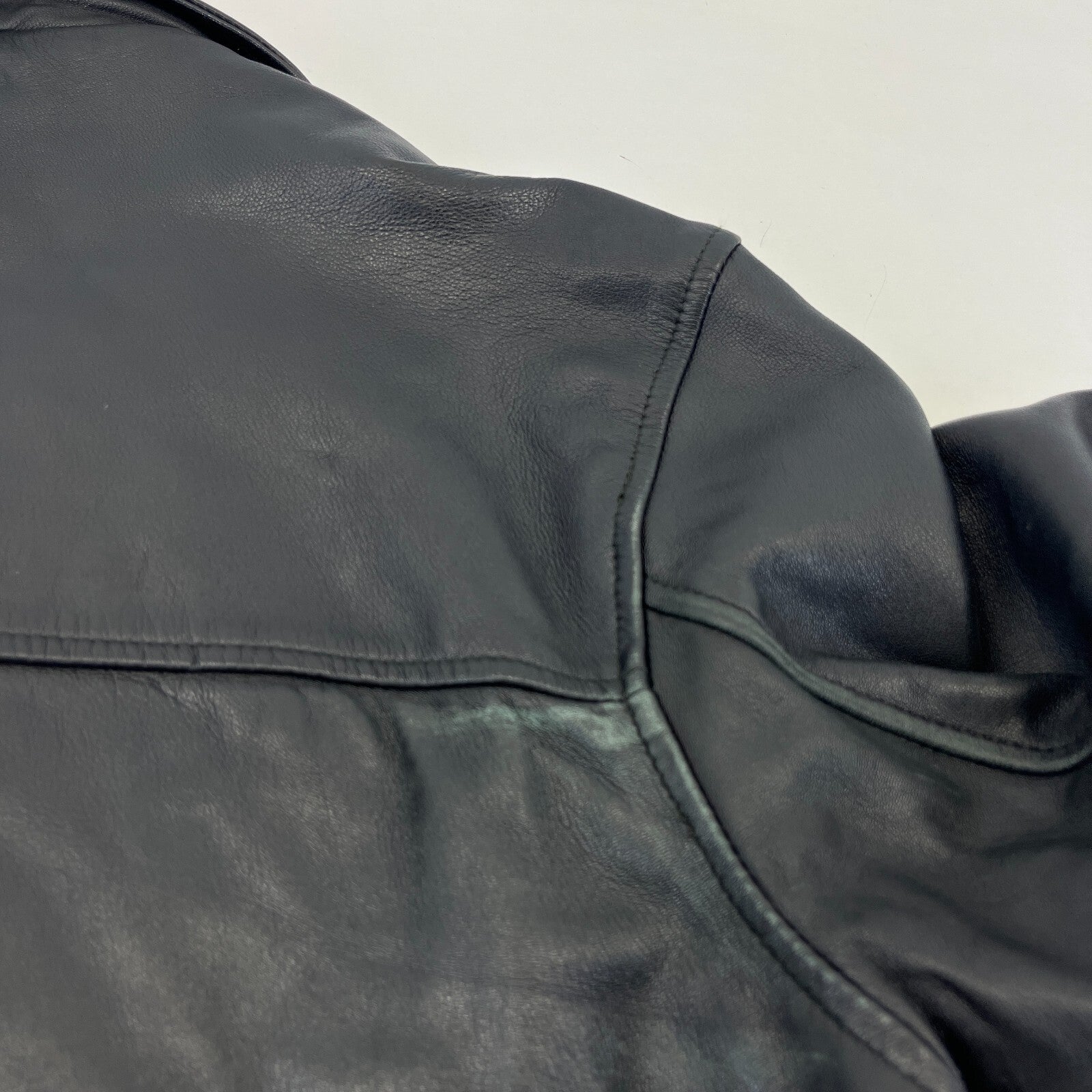 CG Collections Men's Leather Overcoat Jacket Black size Large Spread Collar