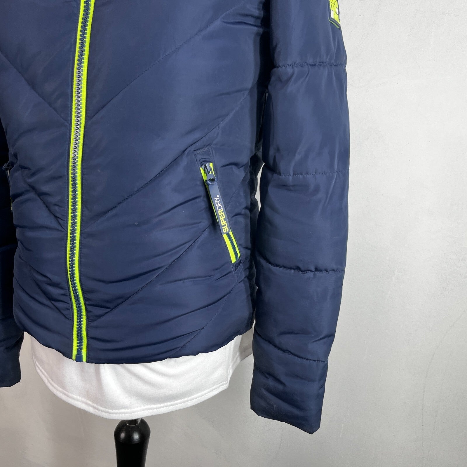 Superdry Navy Blue & Green Puffer Jacket with Hood size XS
