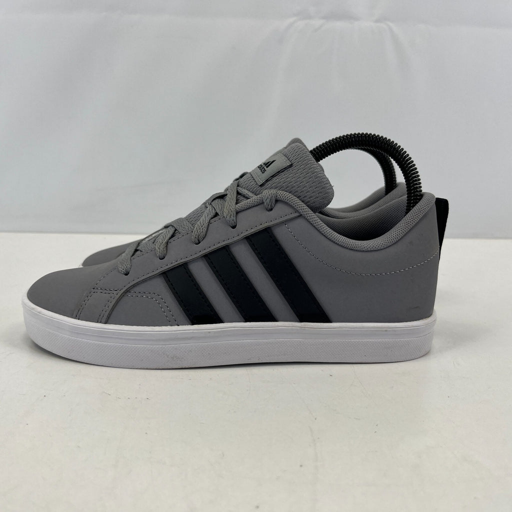 Adidas Pace 2.0 Boys Trainers size UK 3 - EU 35.5 Grey/Black/White