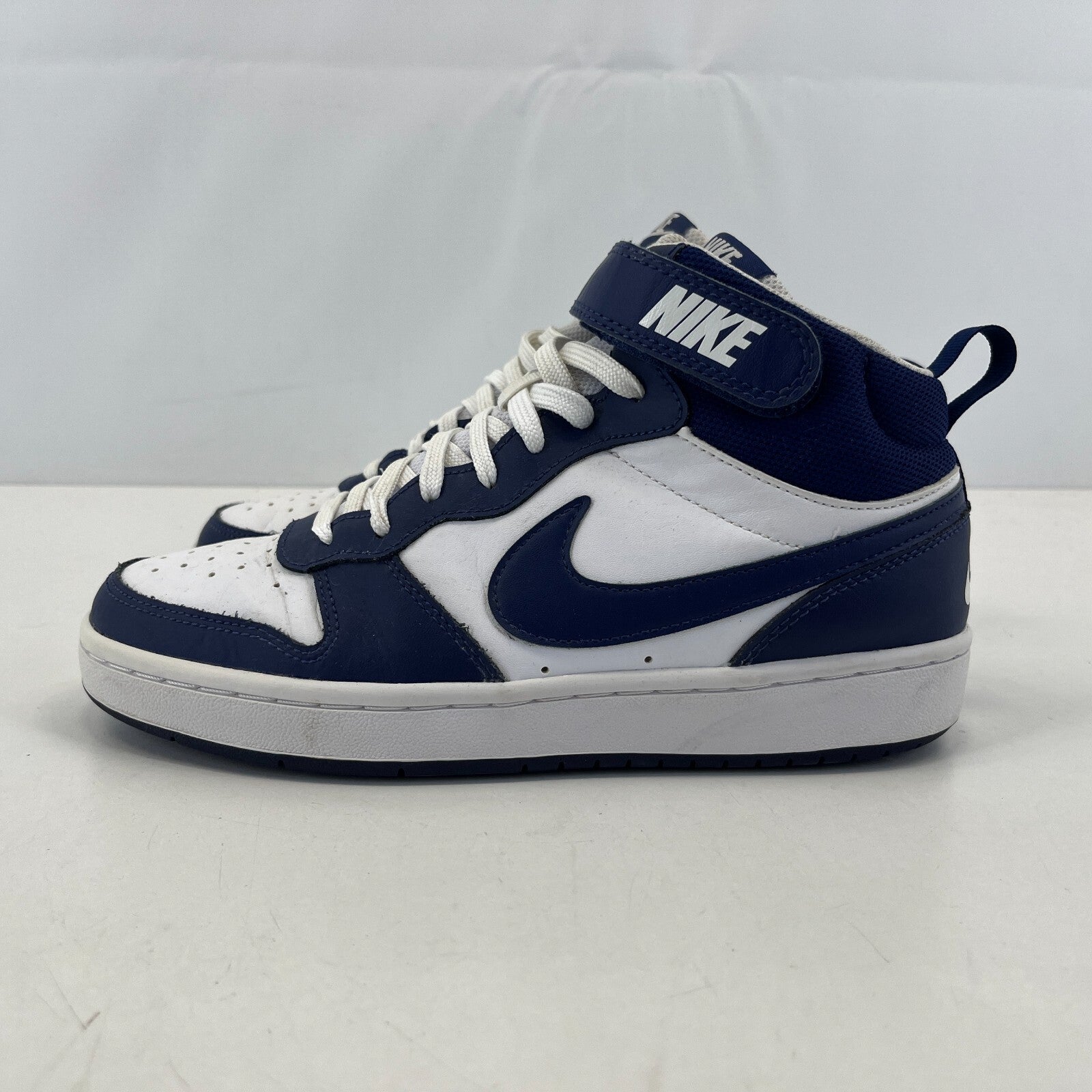 Nike Court Borough Mid 2 Trainers White Navy Blue Sneakers UK 5.5 EU 38.5 US 6Y