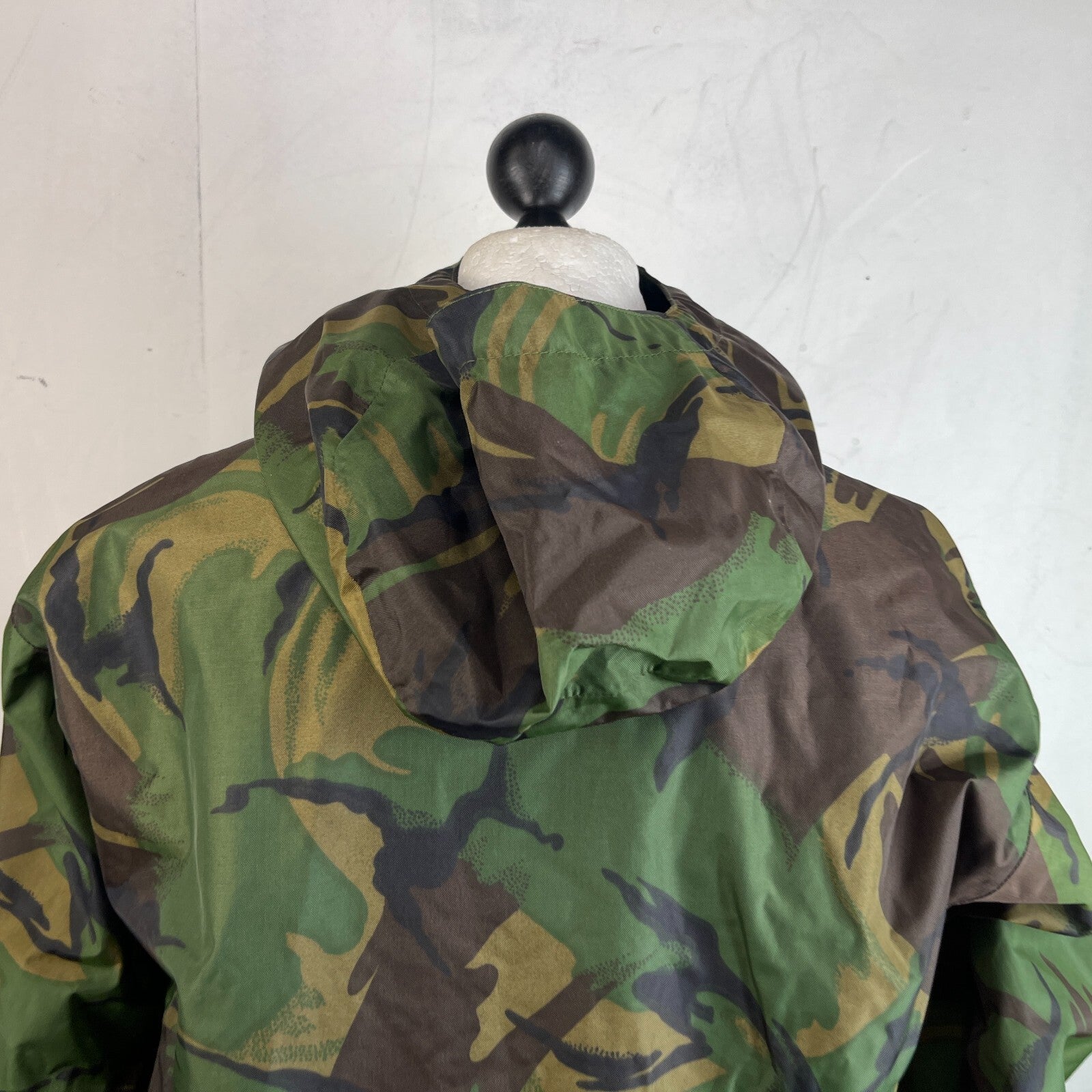 British Army DPM Waterproof Combat Smock 170/100 (Large) Woodland Camo Jacket
