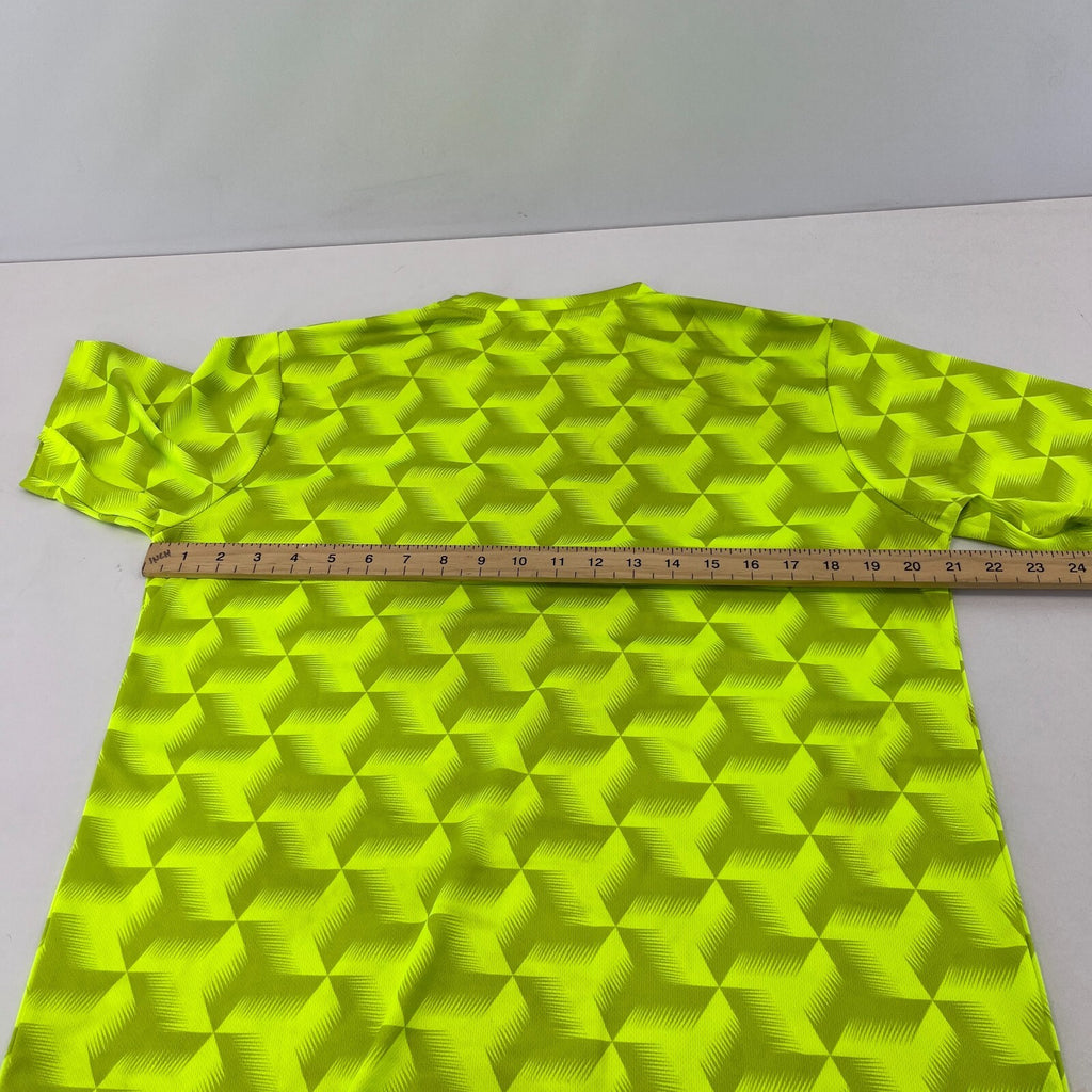 Under Armour Men's T-Shirt Fluorescent Green size Small - Logo Gym Wear